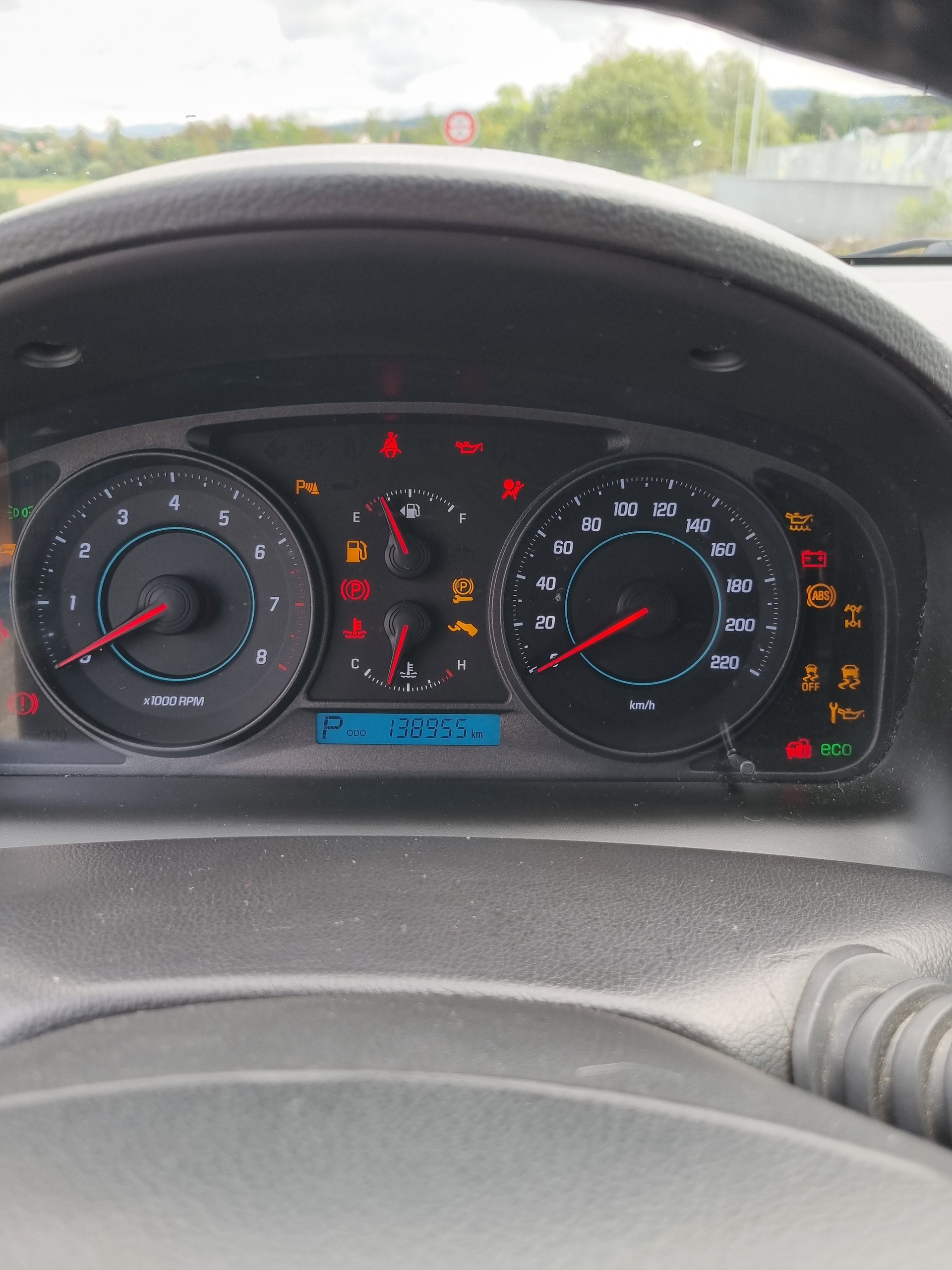 CHEVROLET Captiva 2.4 100 Anniversary 4WD Automatic-image-10