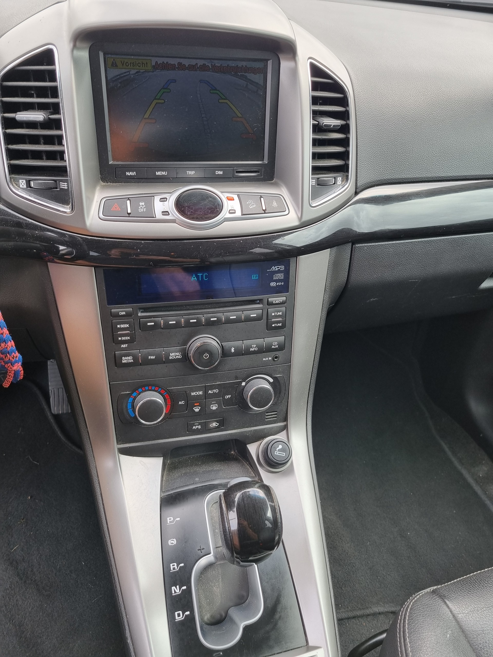 CHEVROLET Captiva 2.4 100 Anniversary 4WD Automatic-image-12