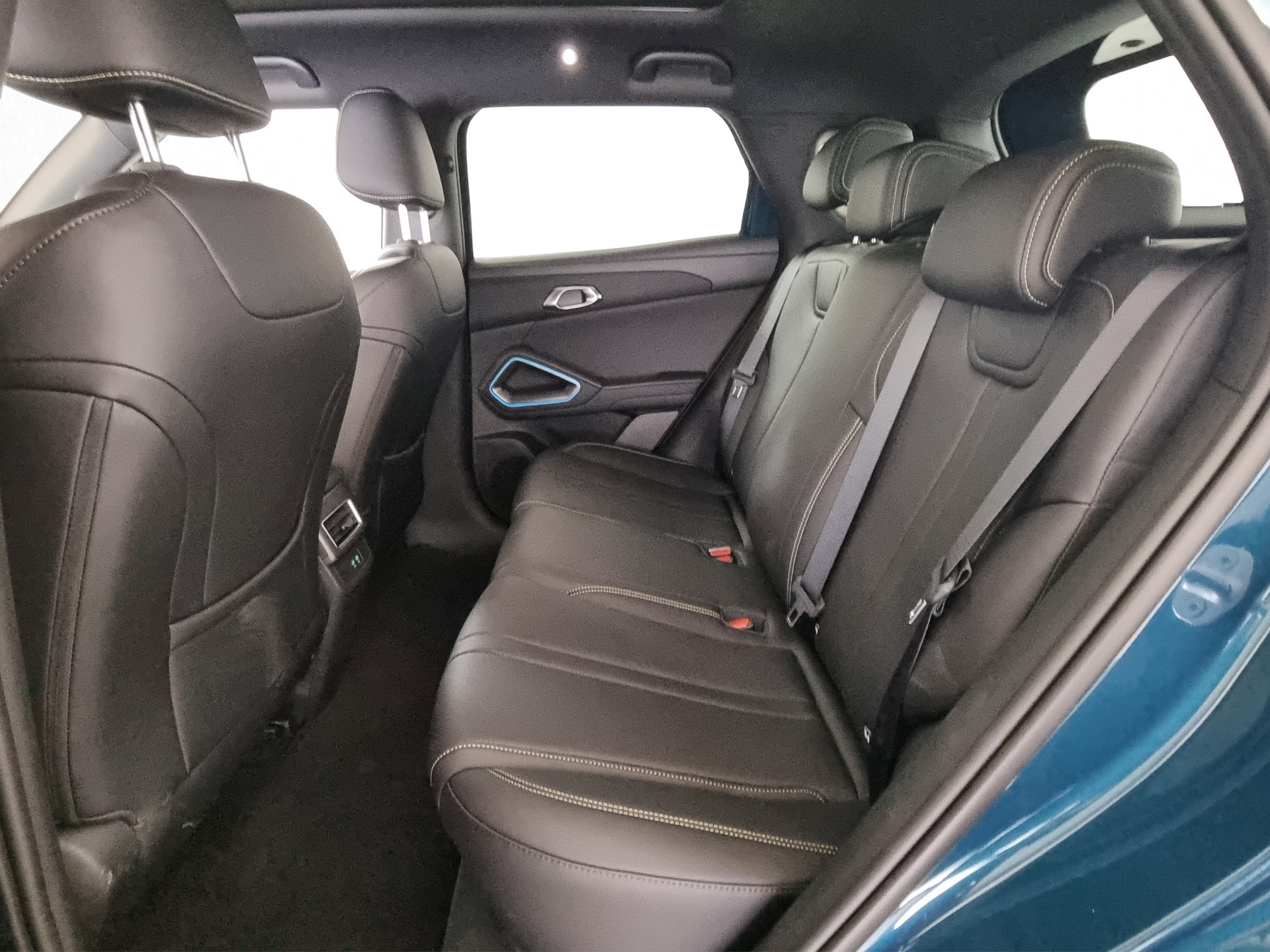 BYD Atto 2 DM-i Boost FWD-image-6