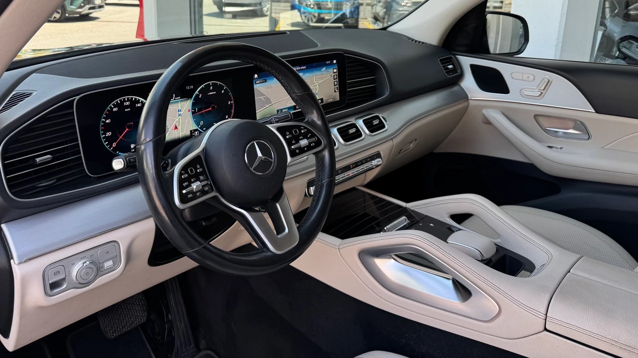 MERCEDES-BENZ GLE 300 d 4Matic 9G-Tronic 7-Plätzer-image-6