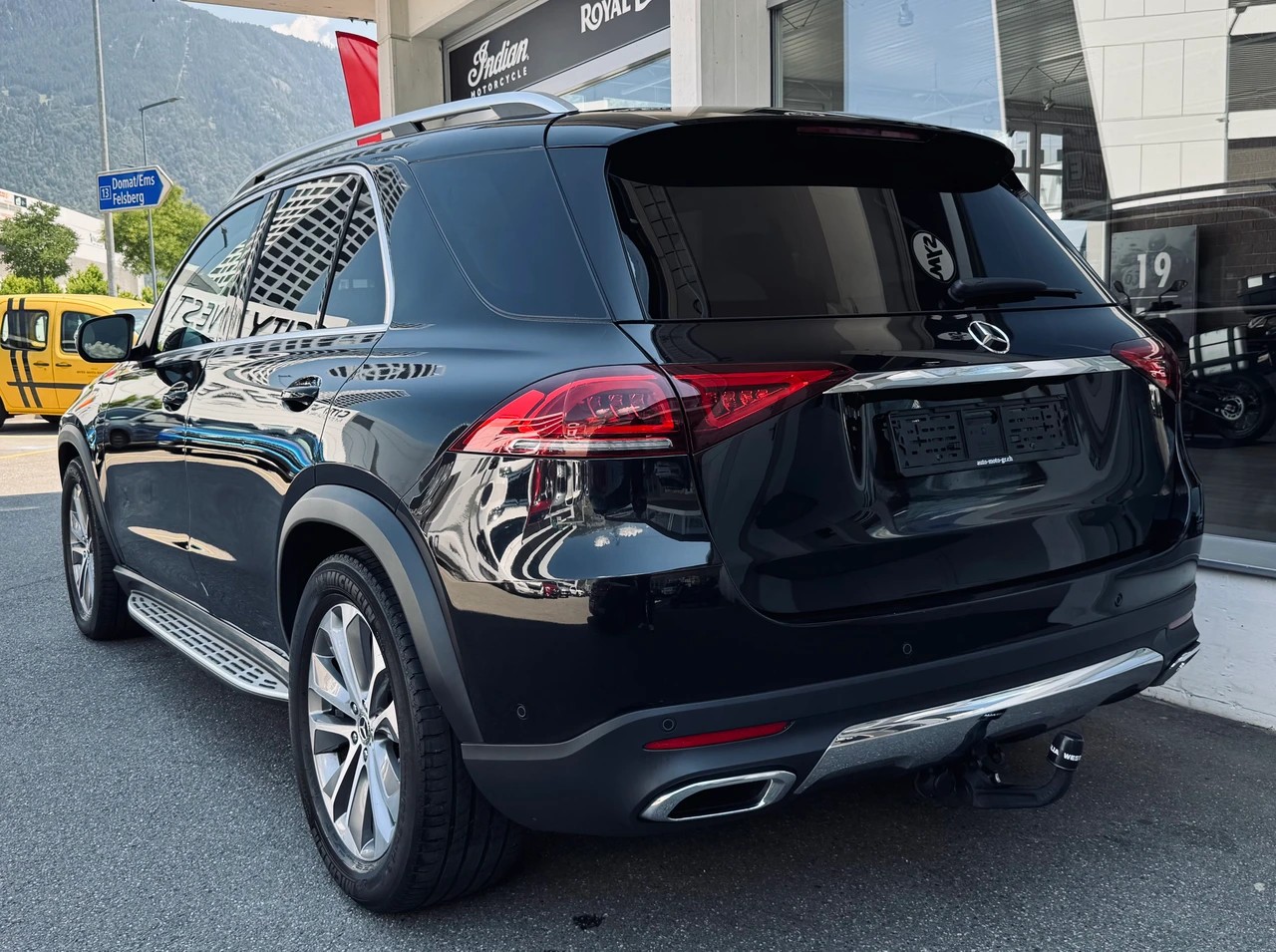 MERCEDES-BENZ GLE 300 d 4Matic 9G-Tronic 7-Plätzer-image-3