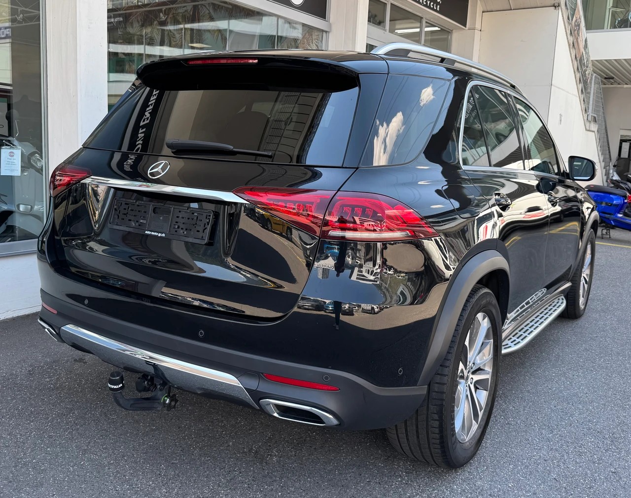 MERCEDES-BENZ GLE 300 d 4Matic 9G-Tronic 7-Plätzer-image-4