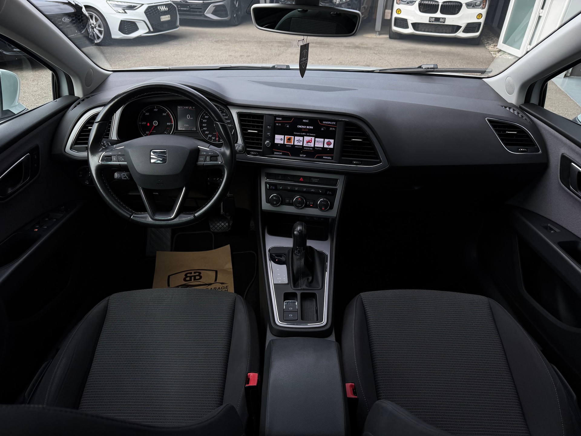 SEAT Leon ST 2.0 TDI CR Style 4Drive DSG-image-13