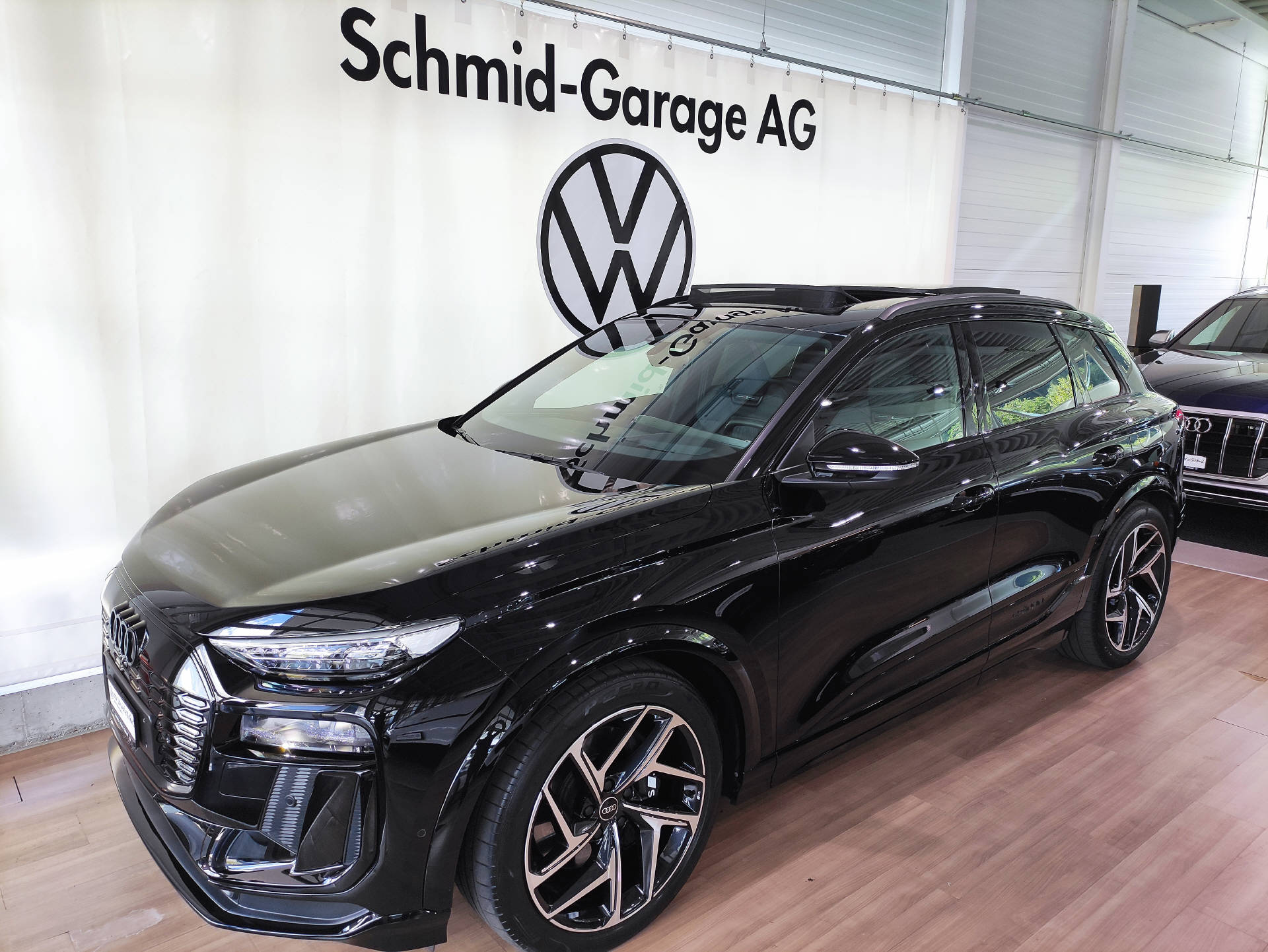 AUDI SQ6 e-tron quattro-image-0