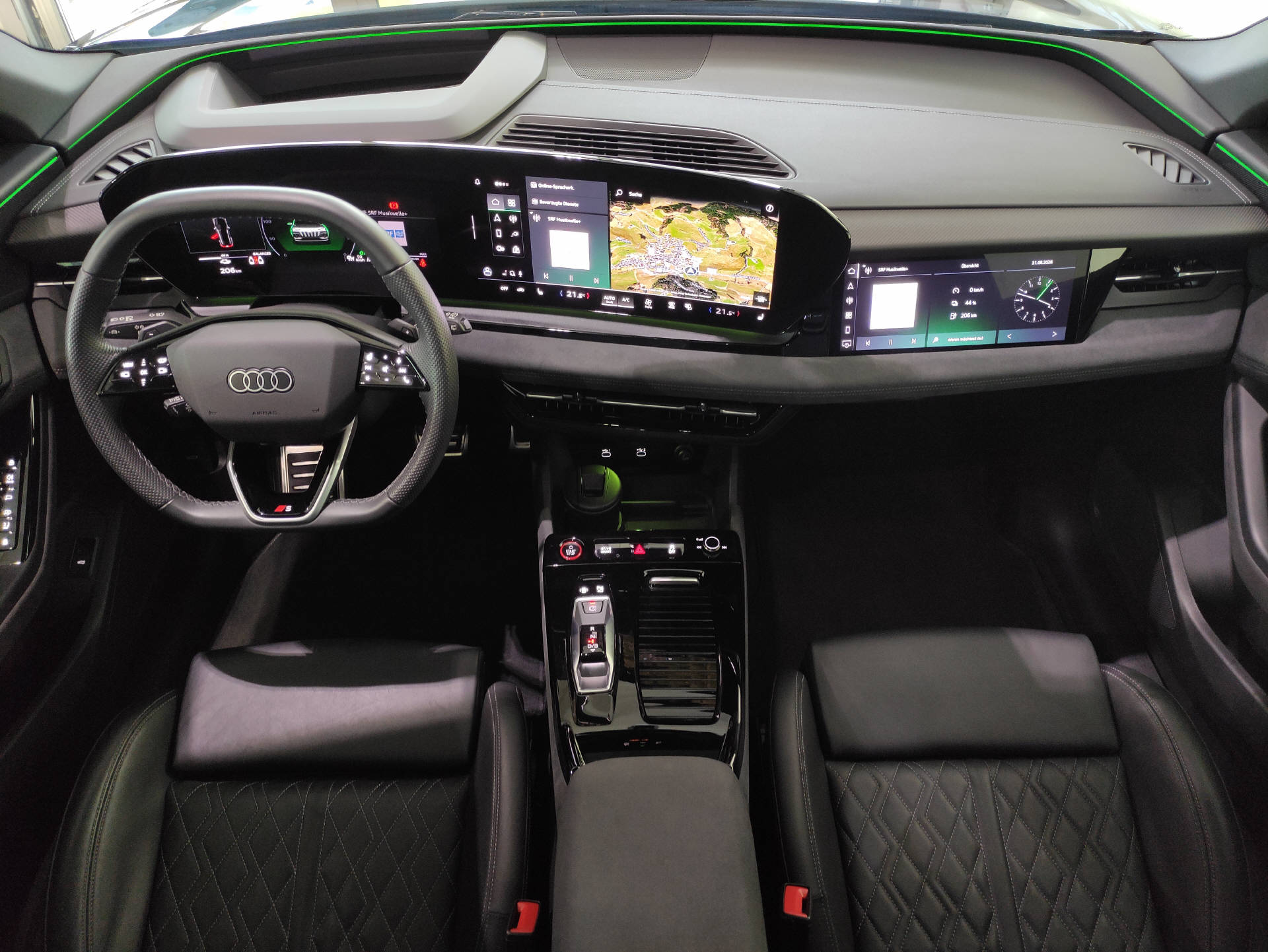 AUDI SQ6 e-tron quattro-image-18