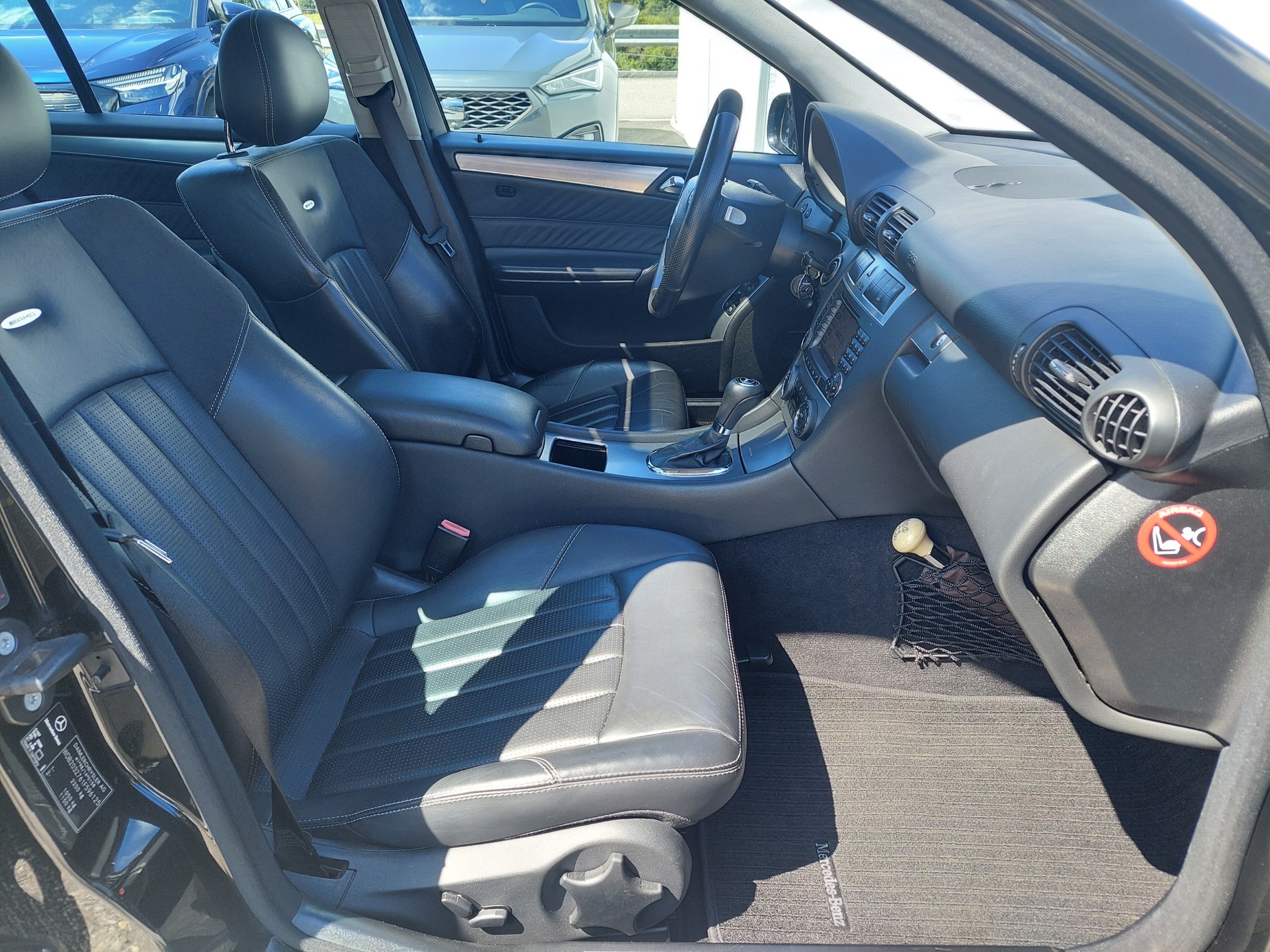MERCEDES-BENZ C 55 V8 AMG-image-2