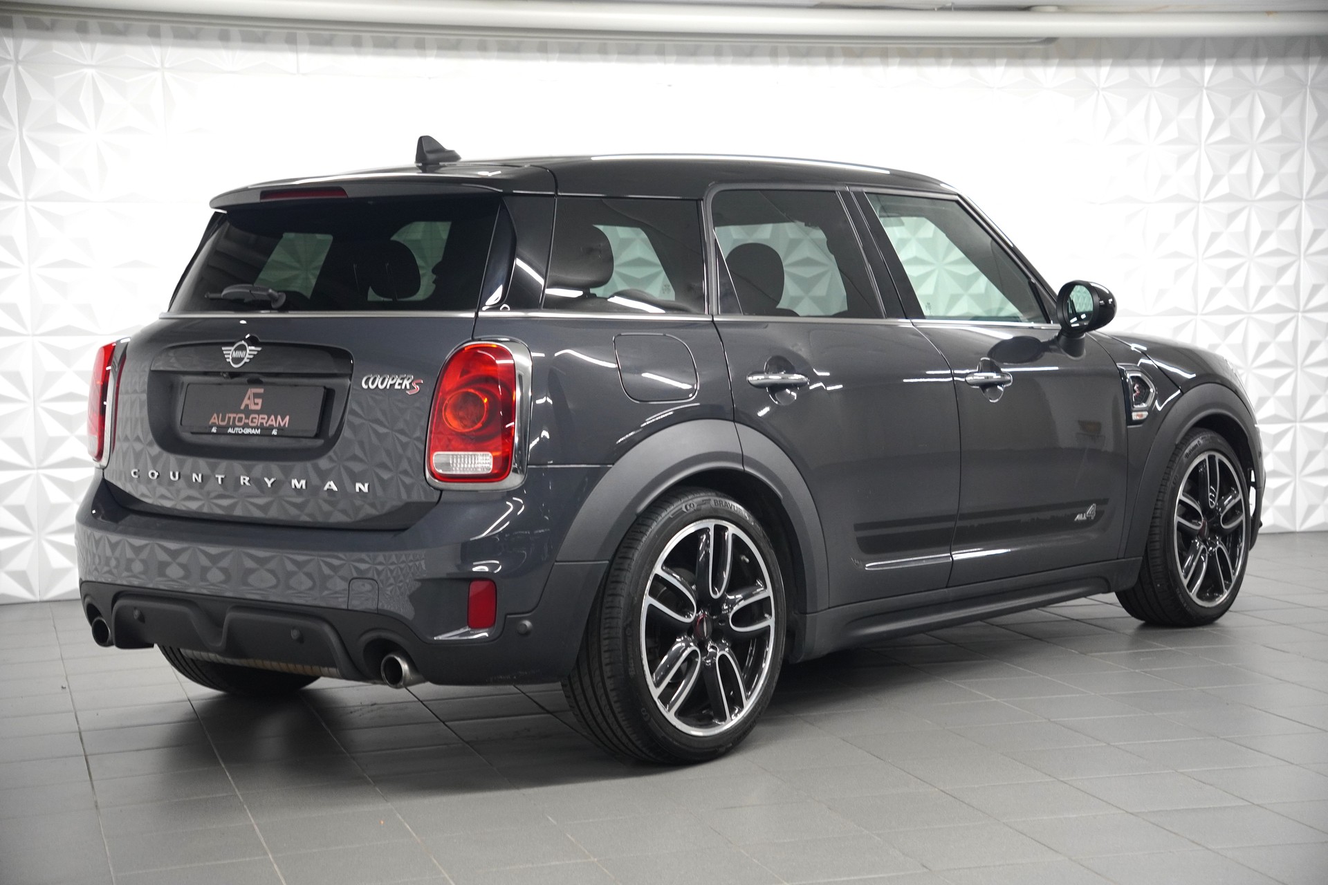 MINI Mini Countryman John Cooper Works ALL4 Steptronic-image-4