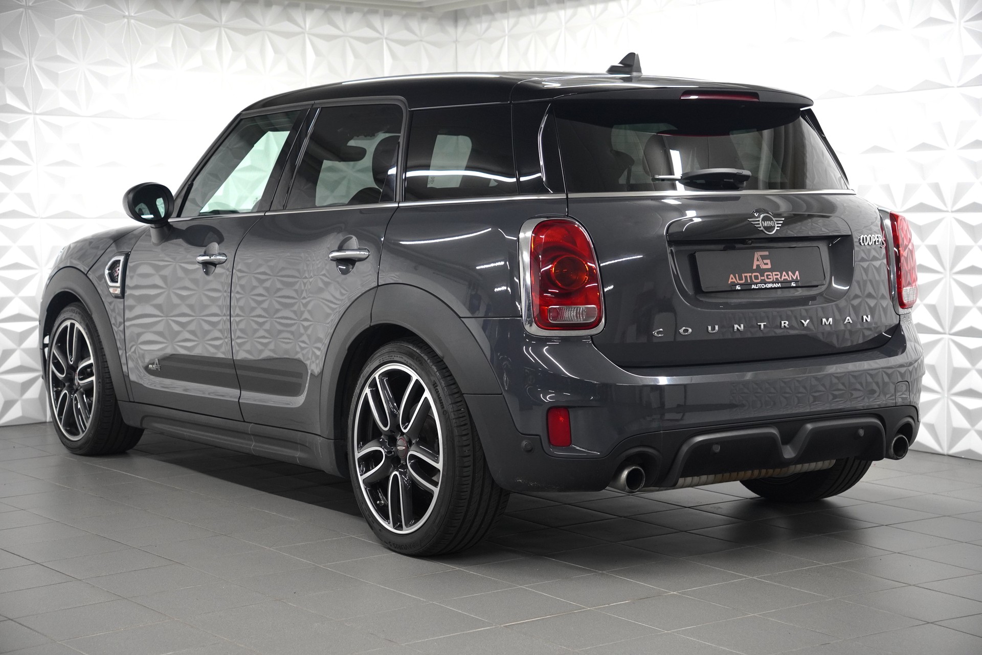 MINI Mini Countryman John Cooper Works ALL4 Steptronic-image-2