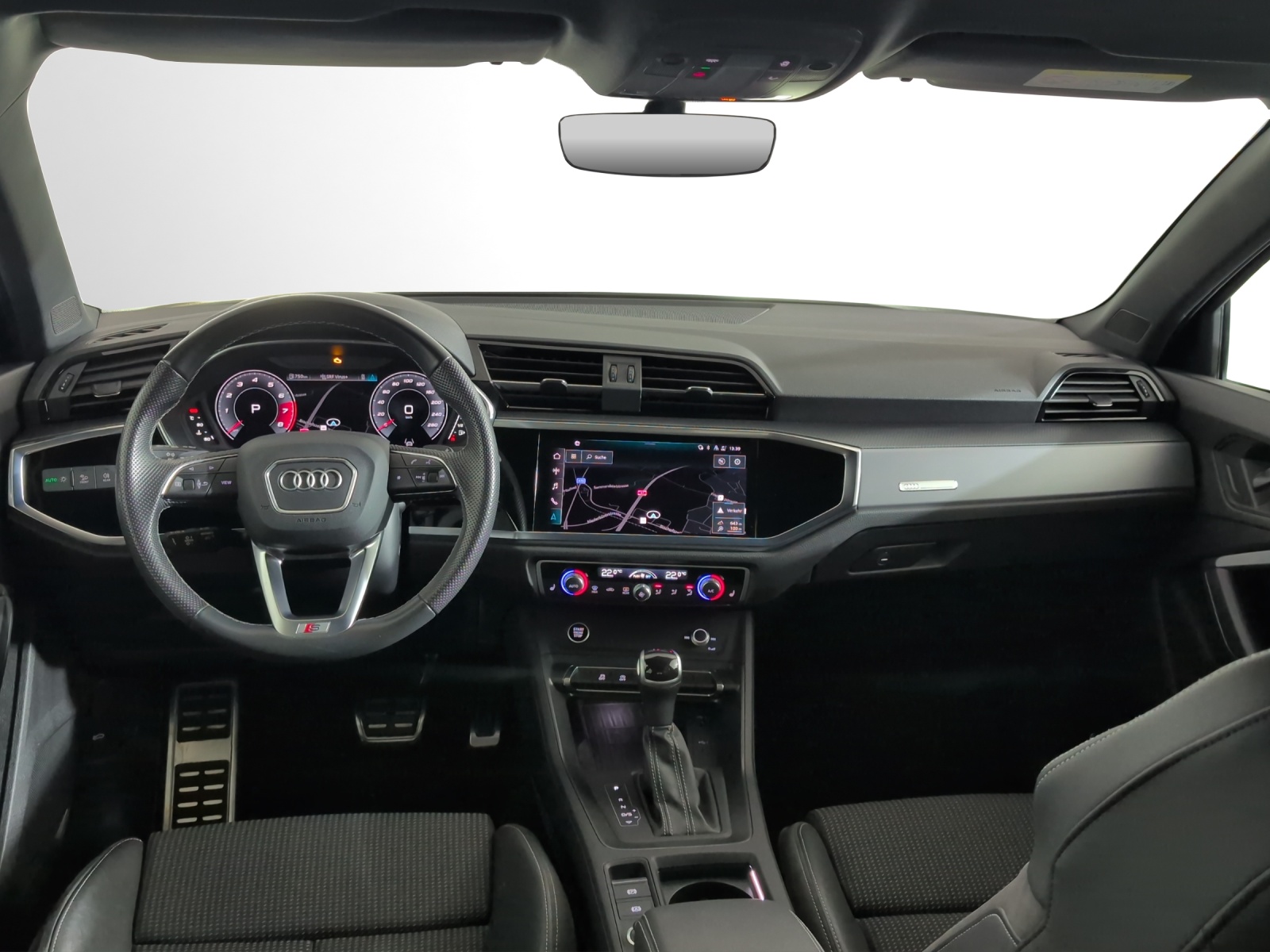AUDI Q3 35 TFSI S line Attraction S-tronic-image-9