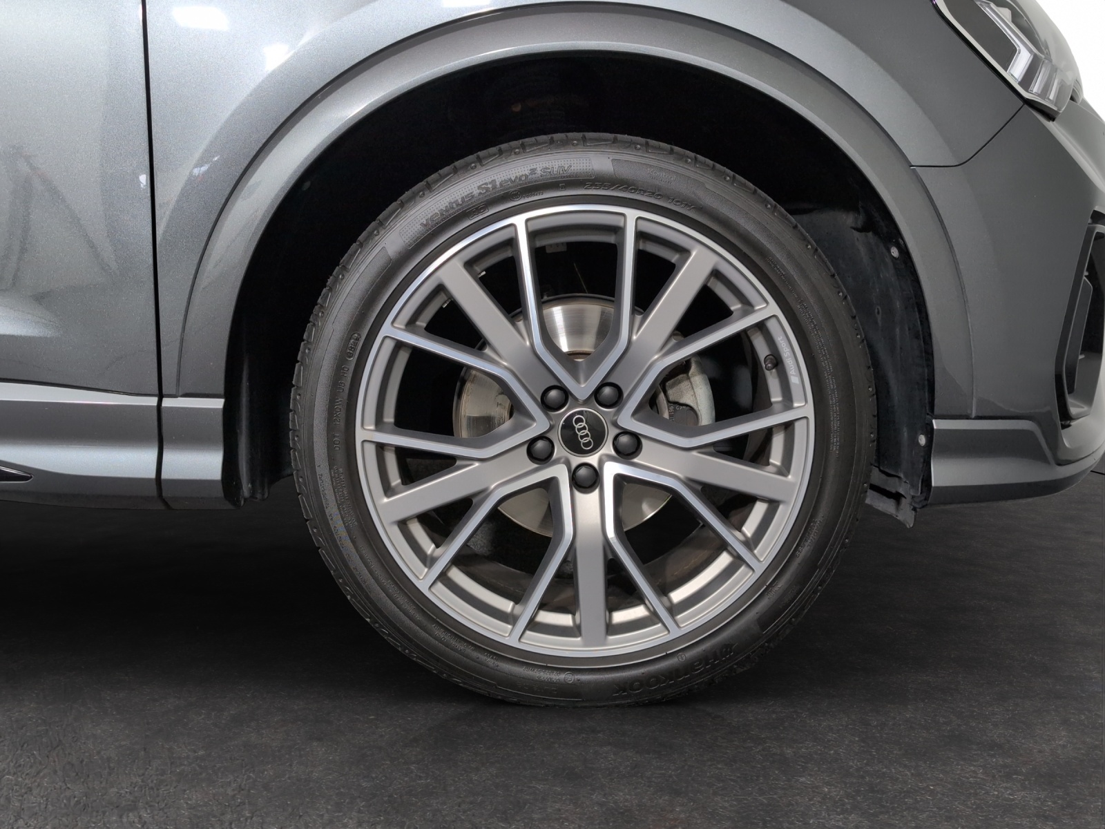 AUDI Q3 35 TFSI S line Attraction S-tronic-image-4