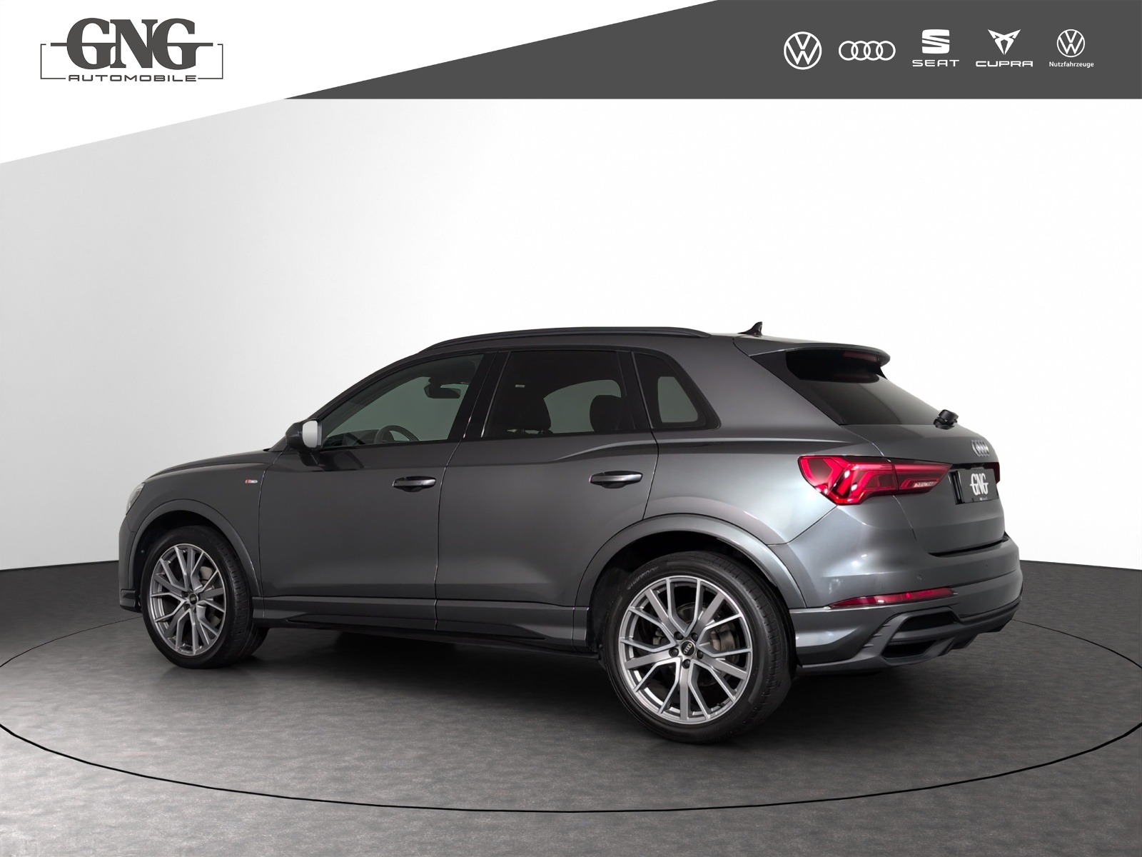 AUDI Q3 35 TFSI S line Attraction S-tronic-image-1