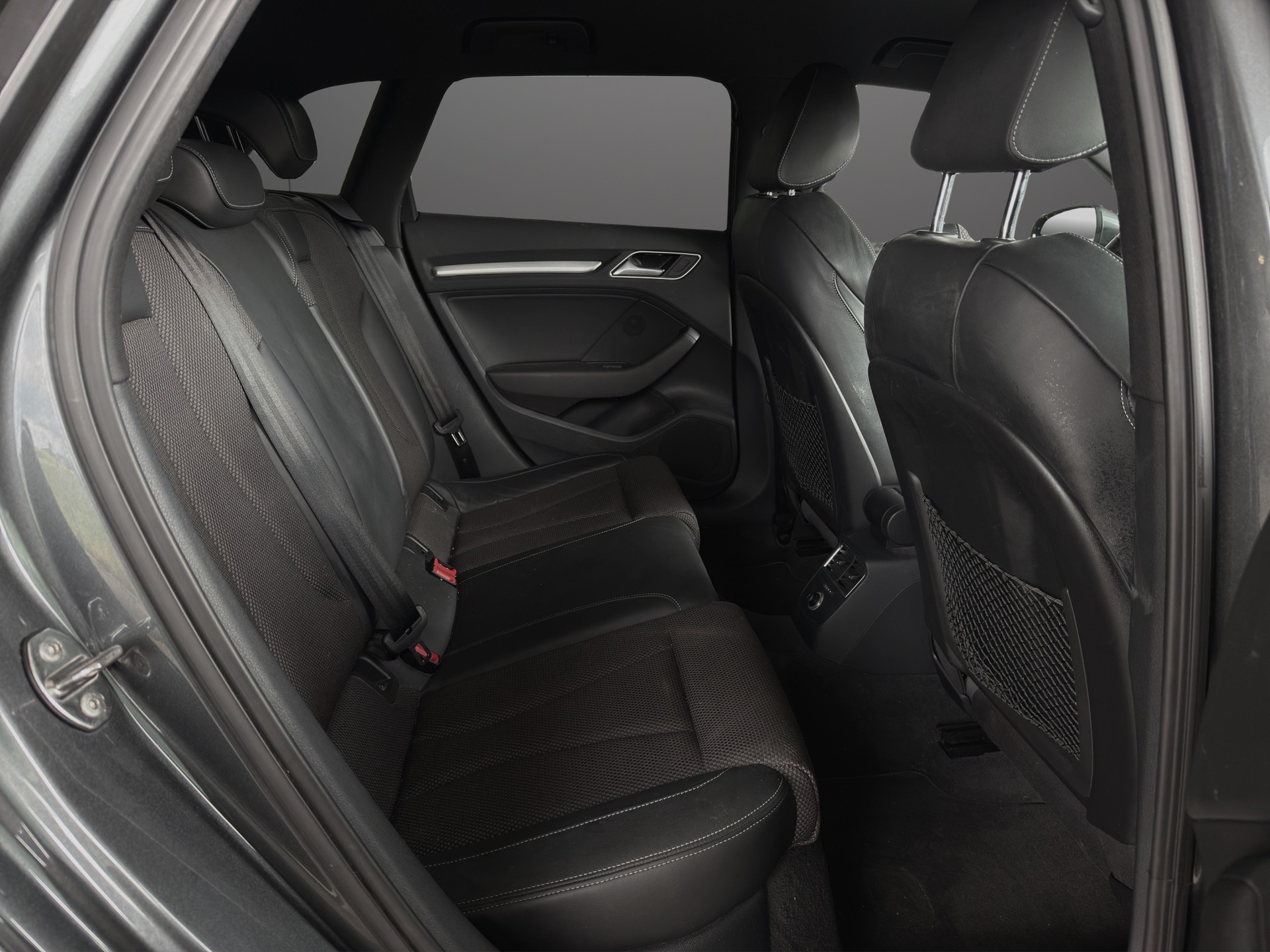 AUDI A3 Sportback 1.4 TFSI Sport S-tronic-image-8
