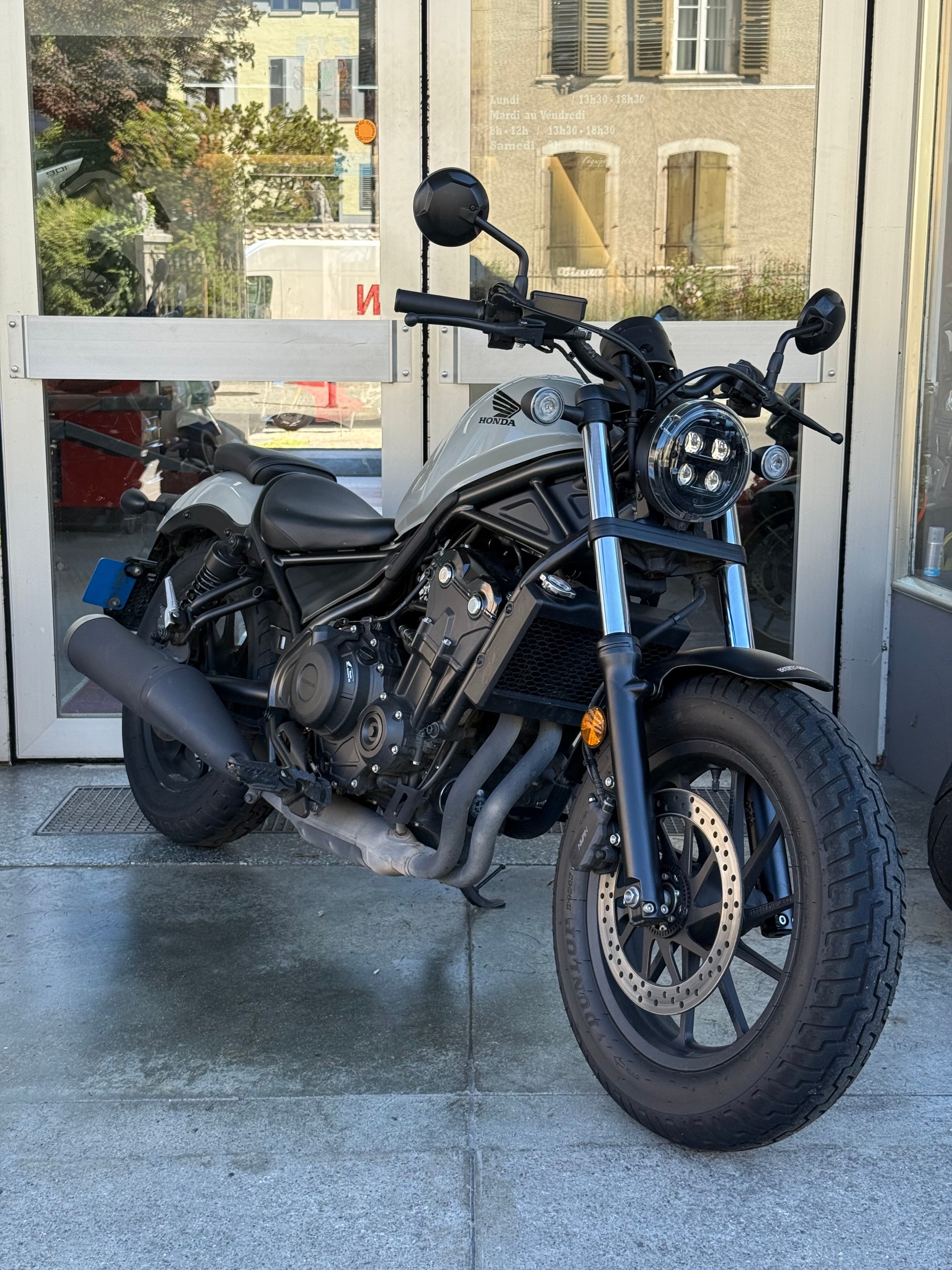 HONDA CMX500 Rebel-image-1