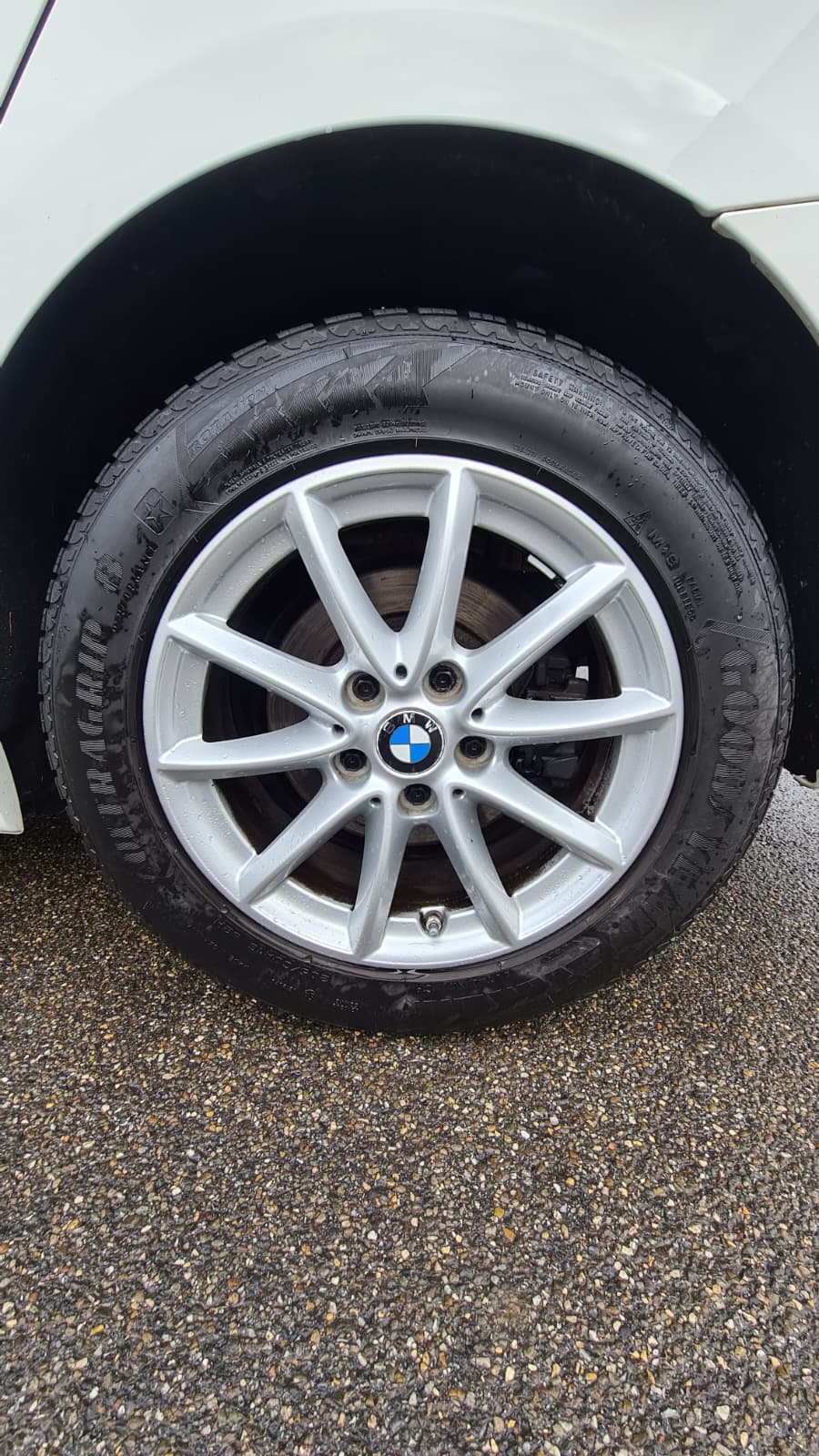 BMW 218d xDrive Gran Tourer Steptronic ** 7-Plätzer ** Gr-Navi ** RF-Kamera ** Anh-Kupplung ** Frisch Ab MFK & Service **-image-15