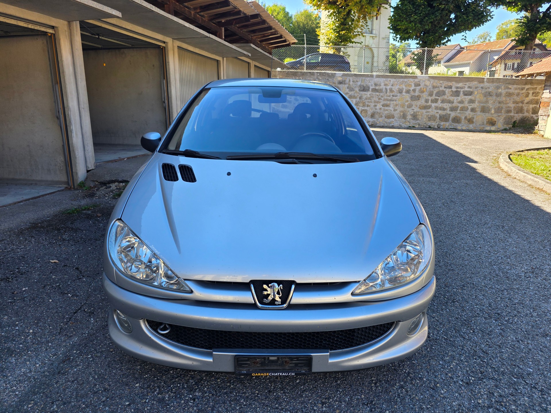 PEUGEOT 206 1.6 16V Quiksilver-image-1
