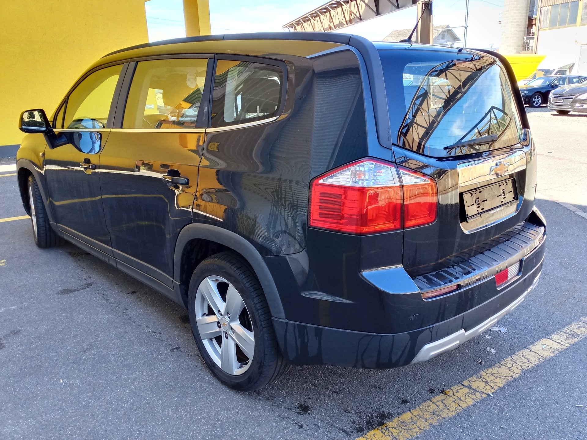 CHEVROLET Orlando 2.0 VCDi LT-image-3