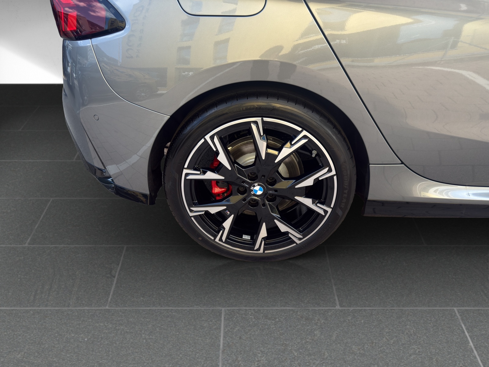 BMW 123 xDrive M Sport Pro Steptronic-image-10