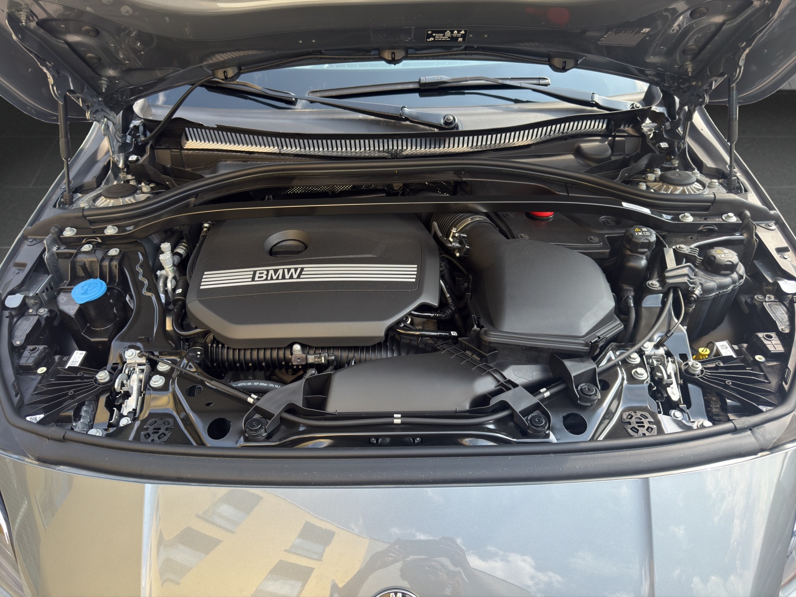 BMW 123 xDrive M Sport Pro Steptronic-image-18