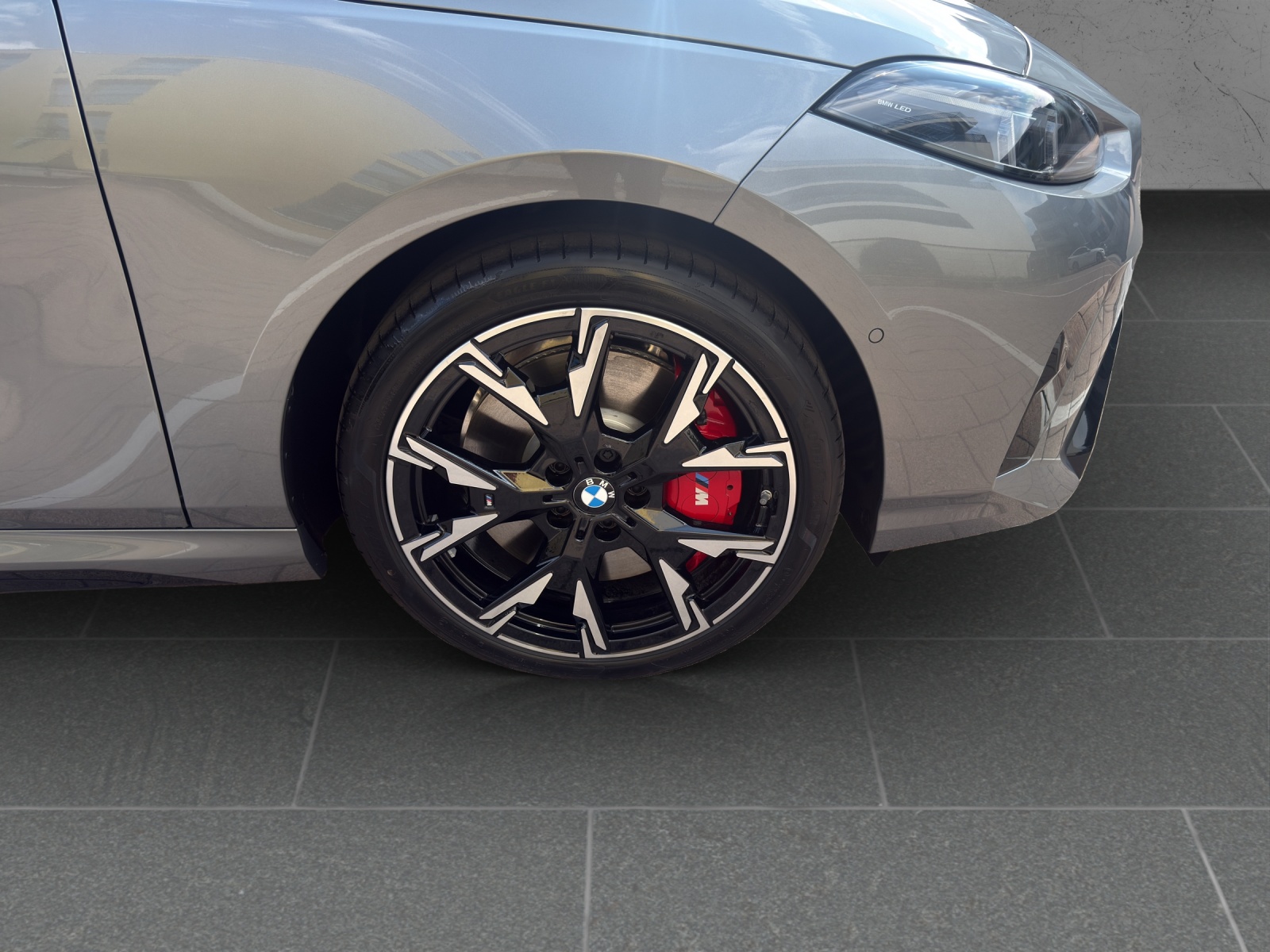 BMW 123 xDrive M Sport Pro Steptronic-image-9
