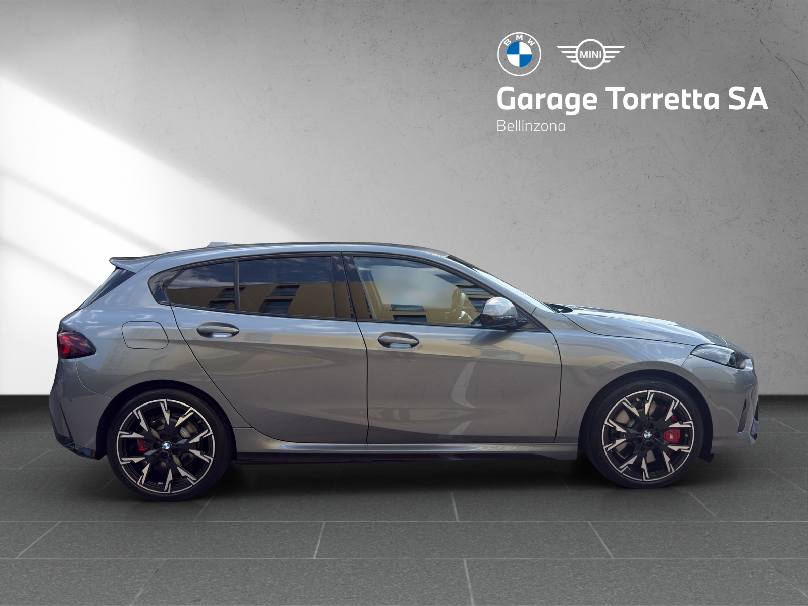 BMW 123 xDrive M Sport Pro Steptronic-image-5