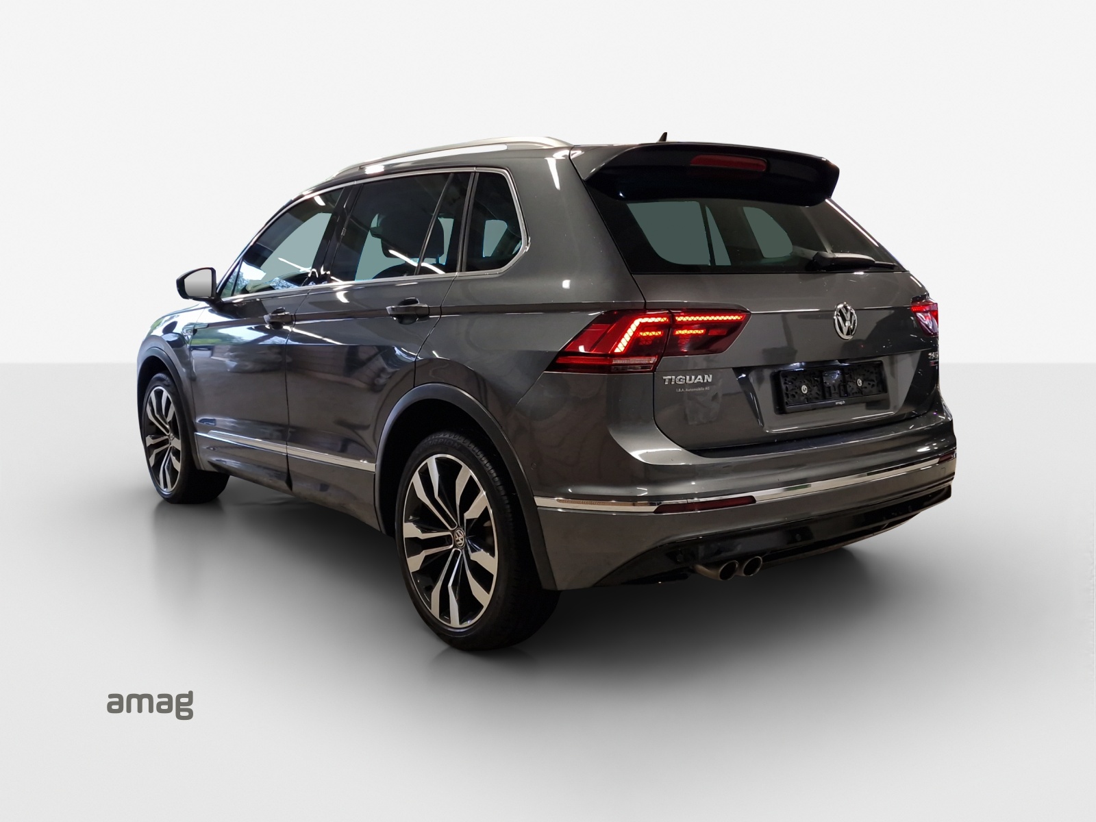 VW Tiguan 2.0 TDI SCR Highline 4Motion DSG-image-2