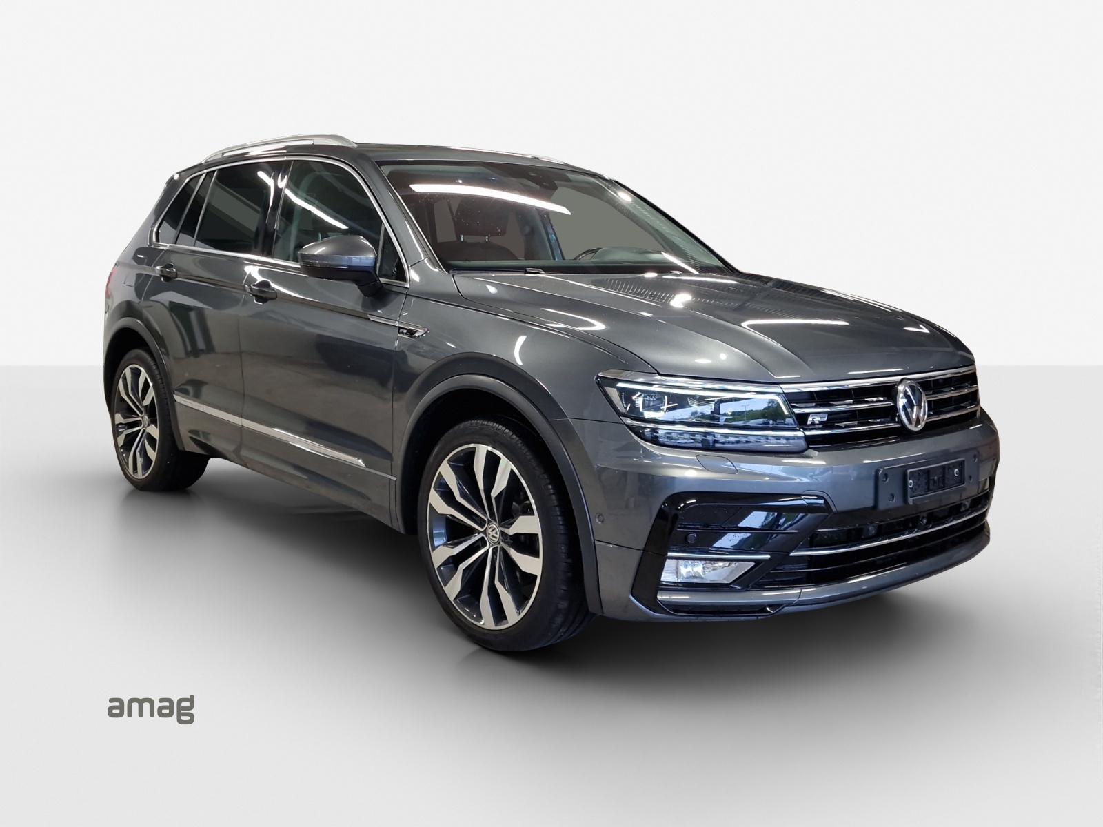 VW Tiguan 2.0 TDI SCR Highline 4Motion DSG-image-5