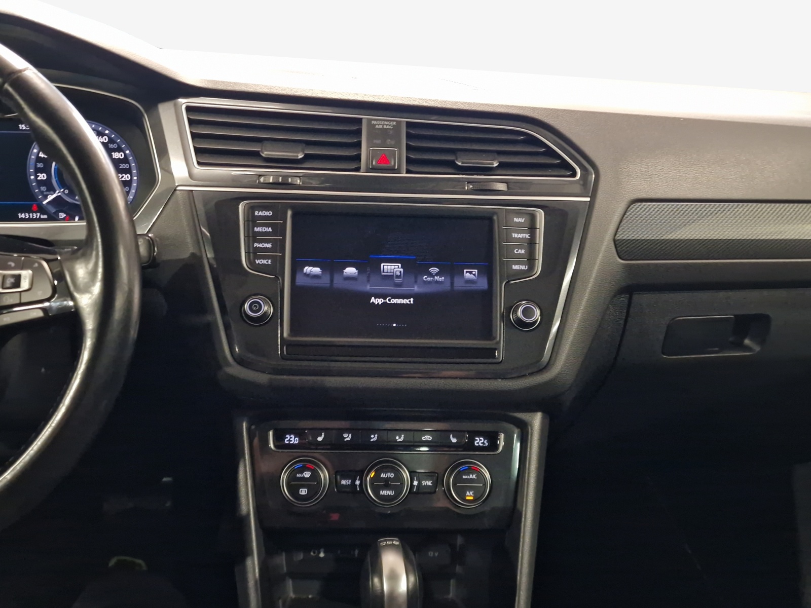 VW Tiguan 2.0 TDI SCR Highline 4Motion DSG-image-10