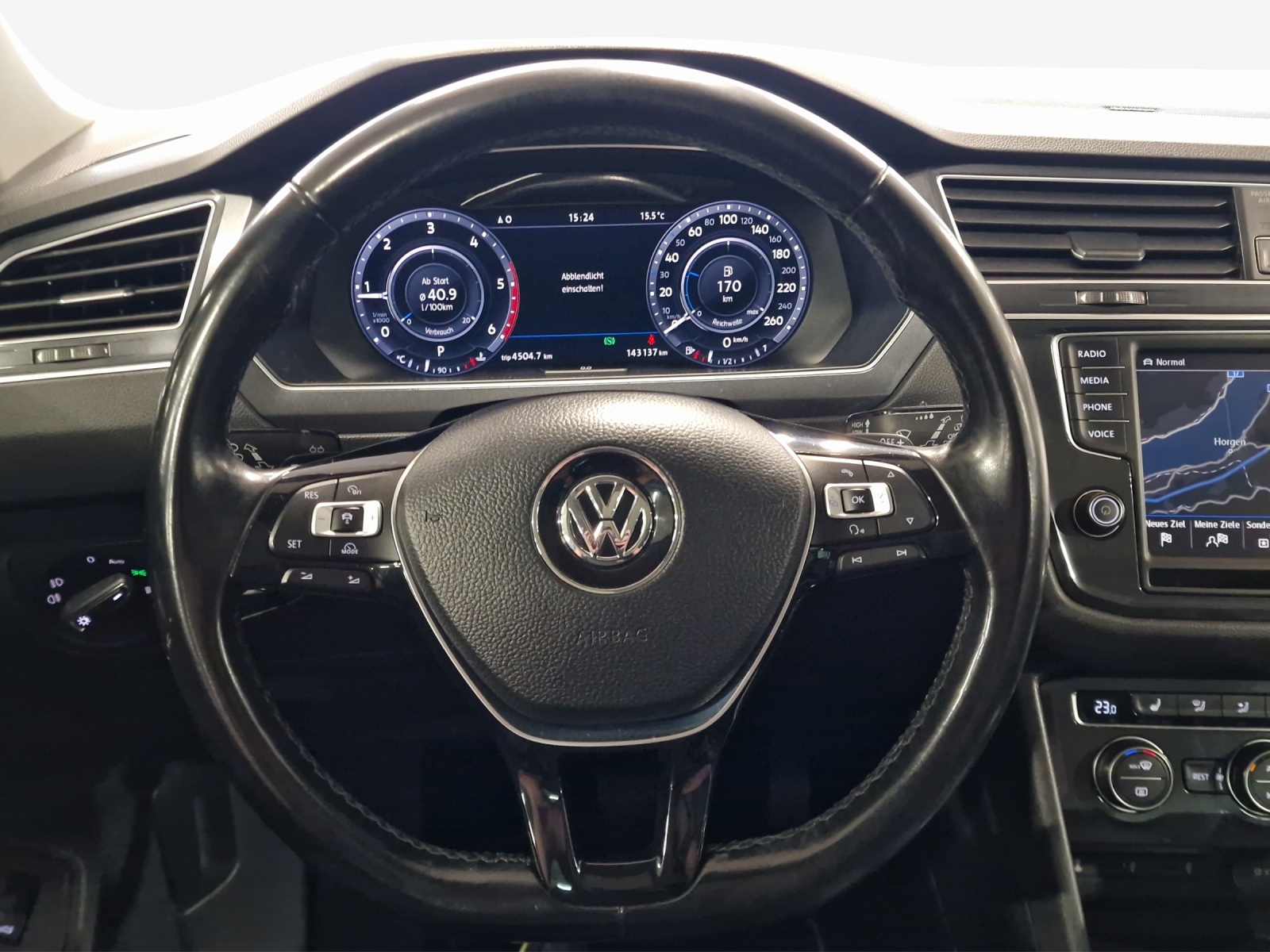 VW Tiguan 2.0 TDI SCR Highline 4Motion DSG-image-9