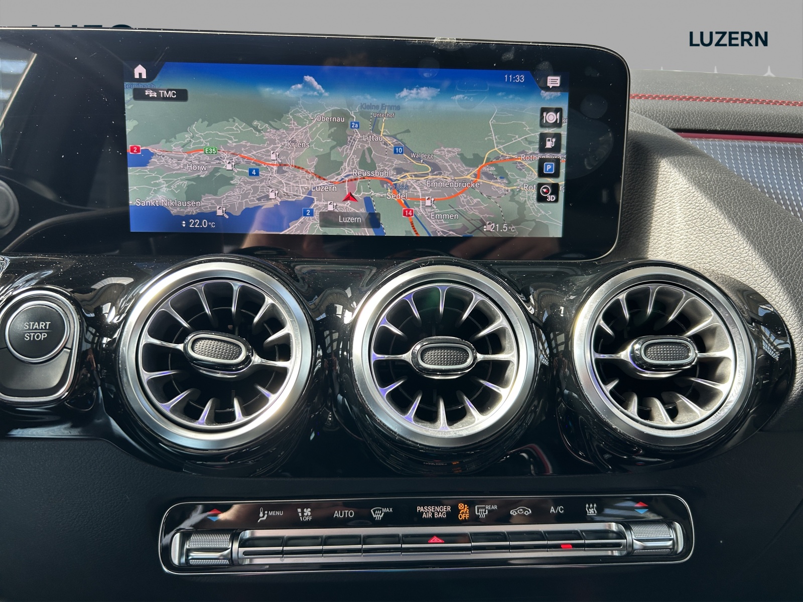 MERCEDES-BENZ EQA 350 AMG Line 4Matic-image-11