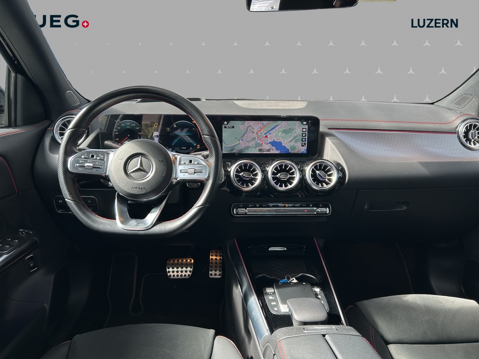 MERCEDES-BENZ EQA 350 AMG Line 4Matic-image-10