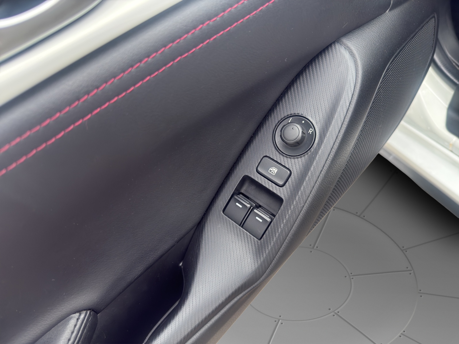 MAZDA MX-5 1.5 Revolution-image-9