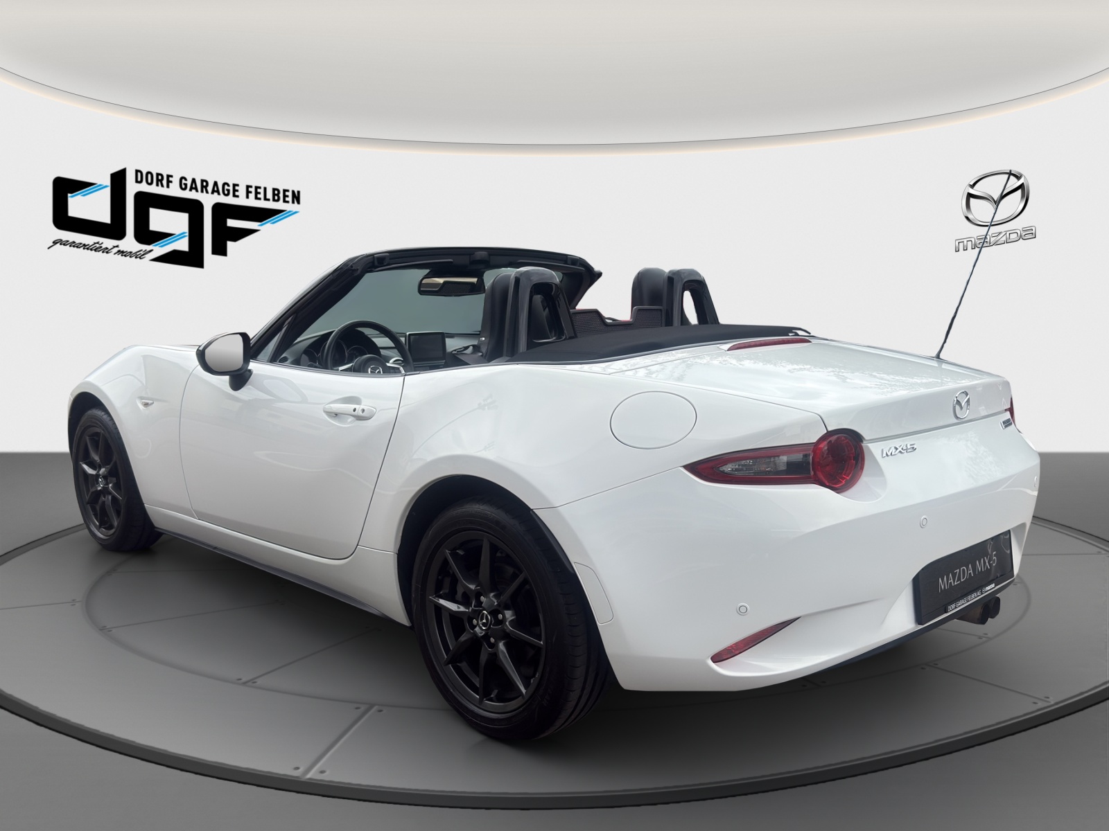 MAZDA MX-5 1.5 Revolution-image-2