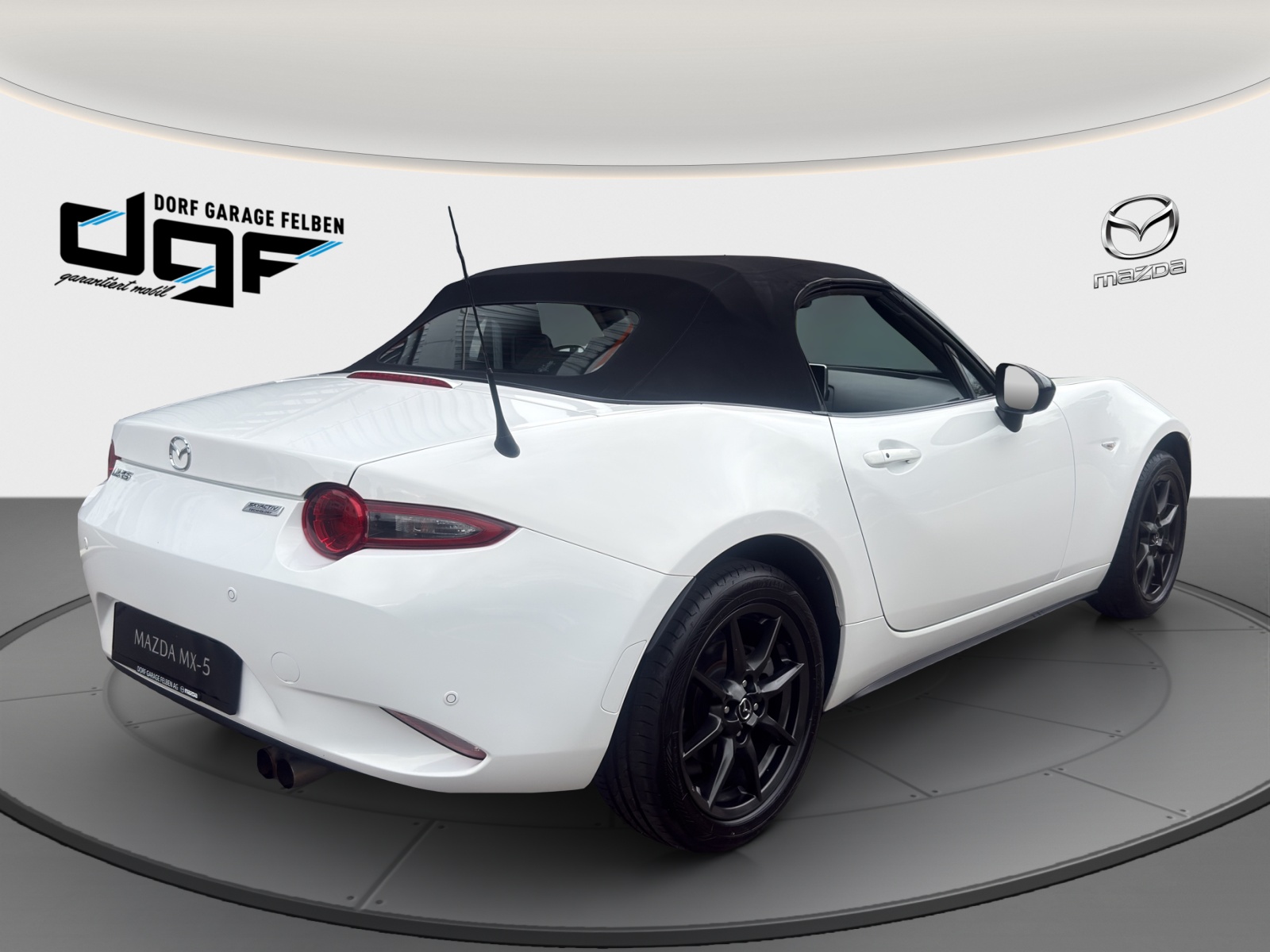 MAZDA MX-5 1.5 Revolution-image-4