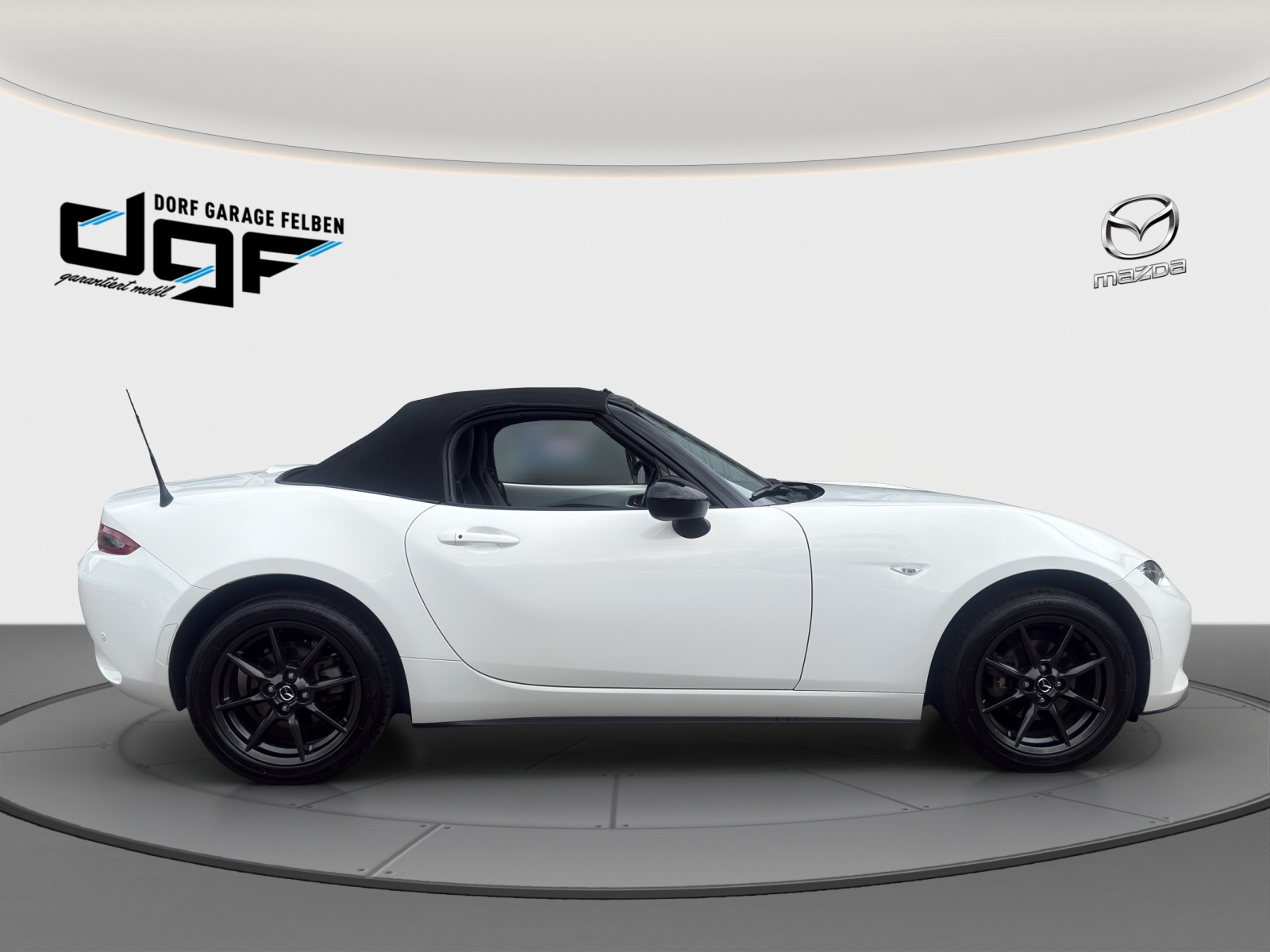 MAZDA MX-5 1.5 Revolution-image-5