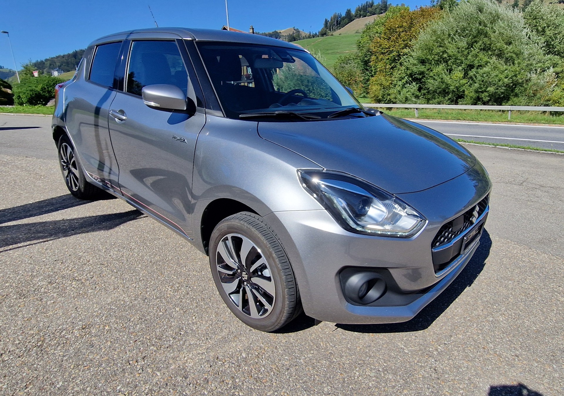 SUZUKI Swift 1.2i 16V SHVS Piz Sulai Top Hybrid Allgri4x4-image-2