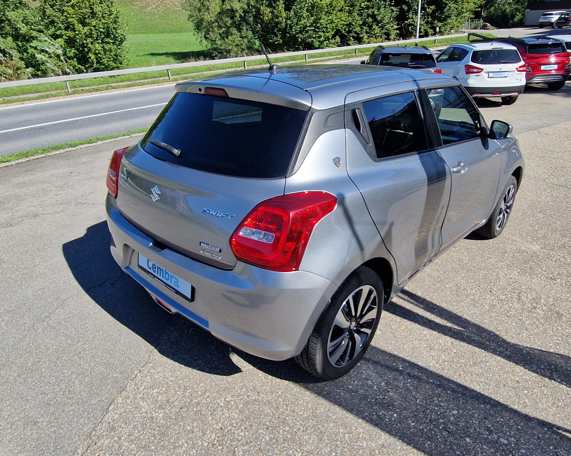SUZUKI Swift 1.2i 16V SHVS Piz Sulai Top Hybrid Allgri4x4-image-3