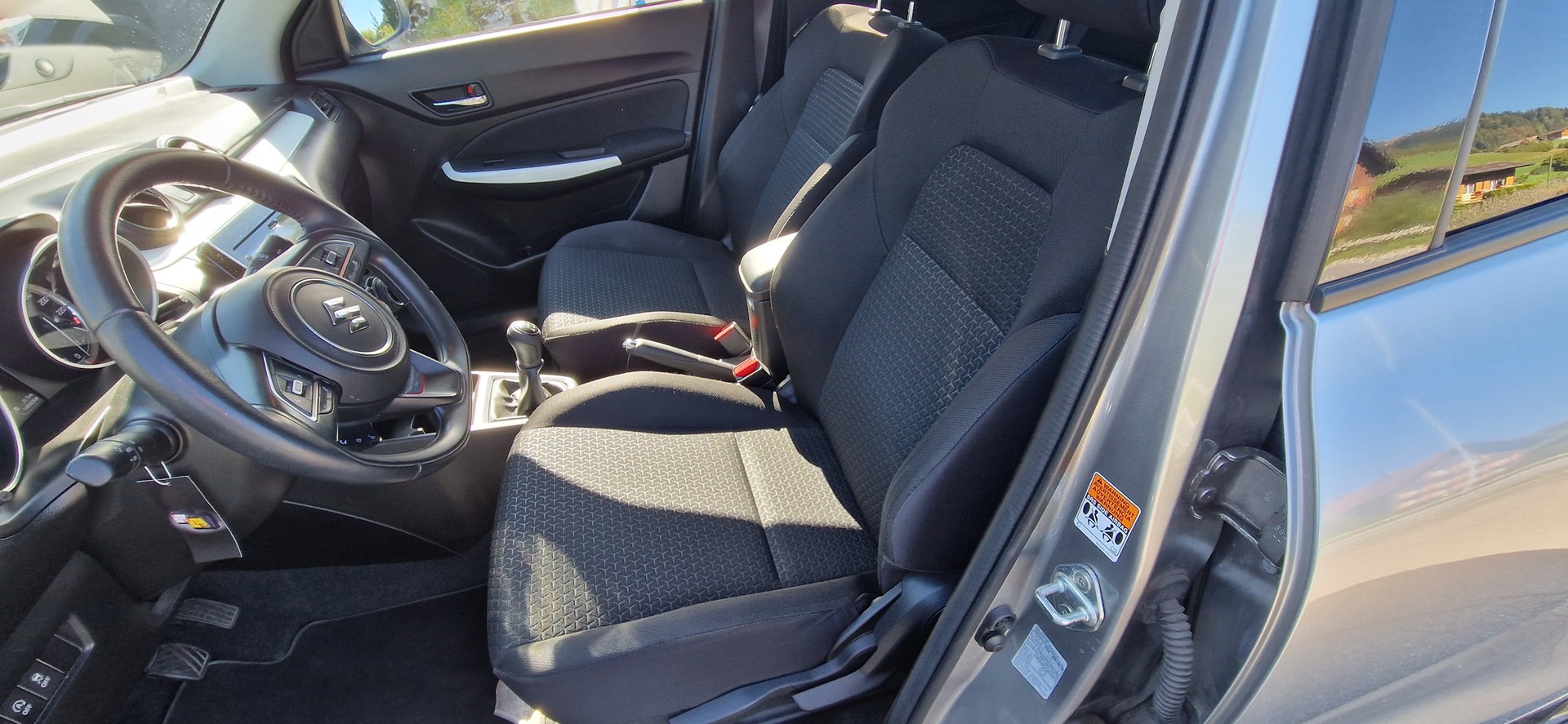 SUZUKI Swift 1.2i 16V SHVS Piz Sulai Top Hybrid Allgri4x4-image-6
