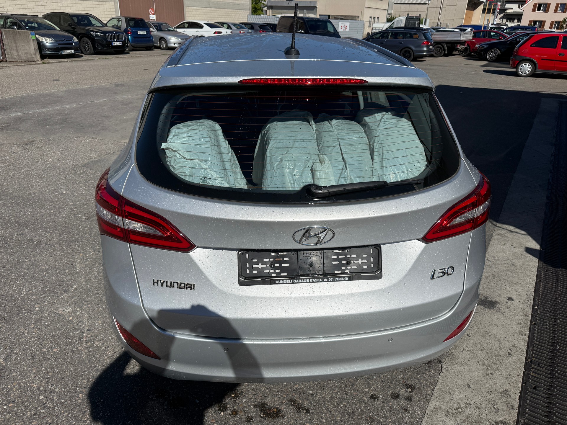 HYUNDAI i30 Wagon 1.6 CRDi Vertex Automatic DCT-image-5
