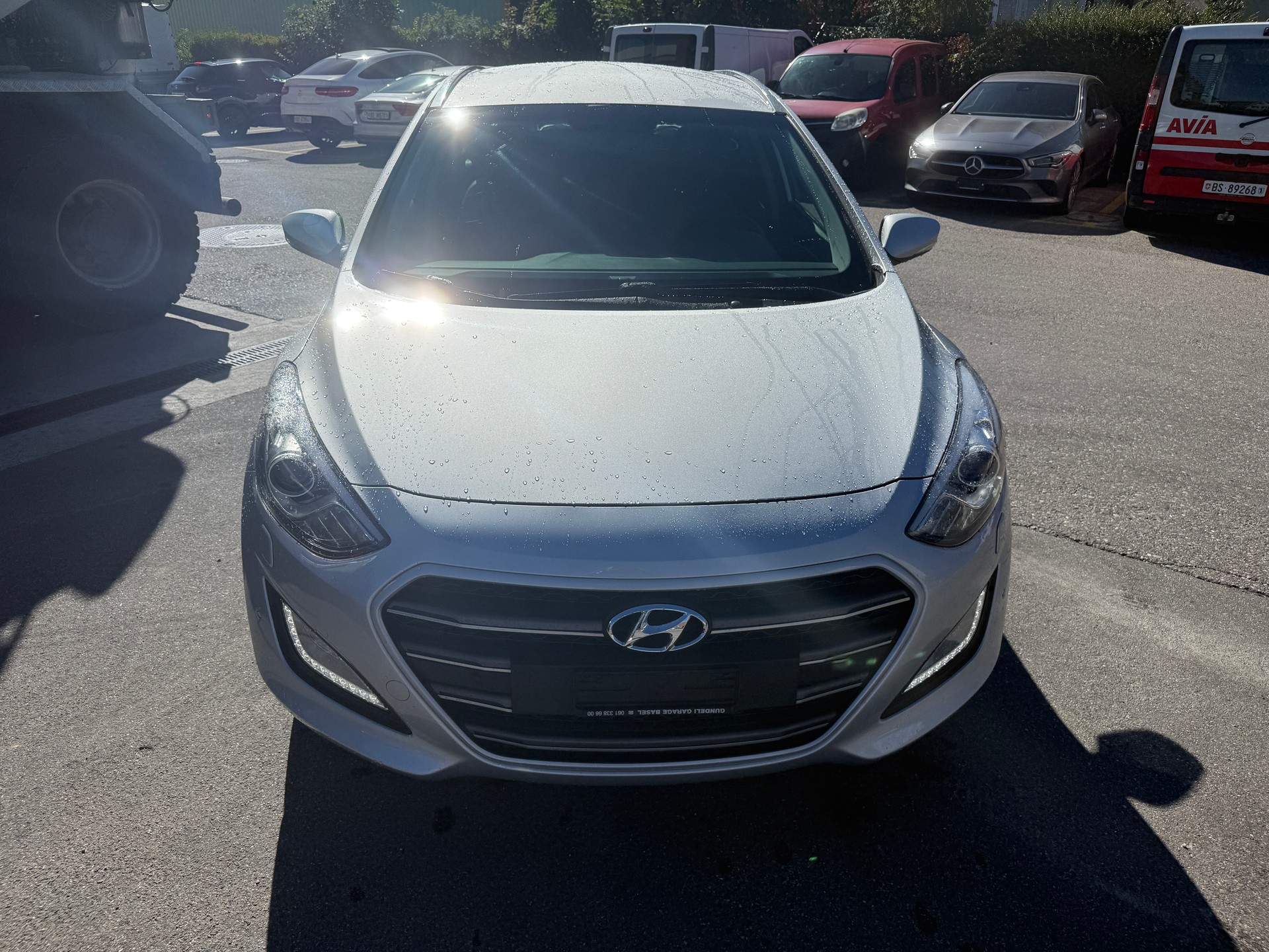 HYUNDAI i30 Wagon 1.6 CRDi Vertex Automatic DCT-image-2