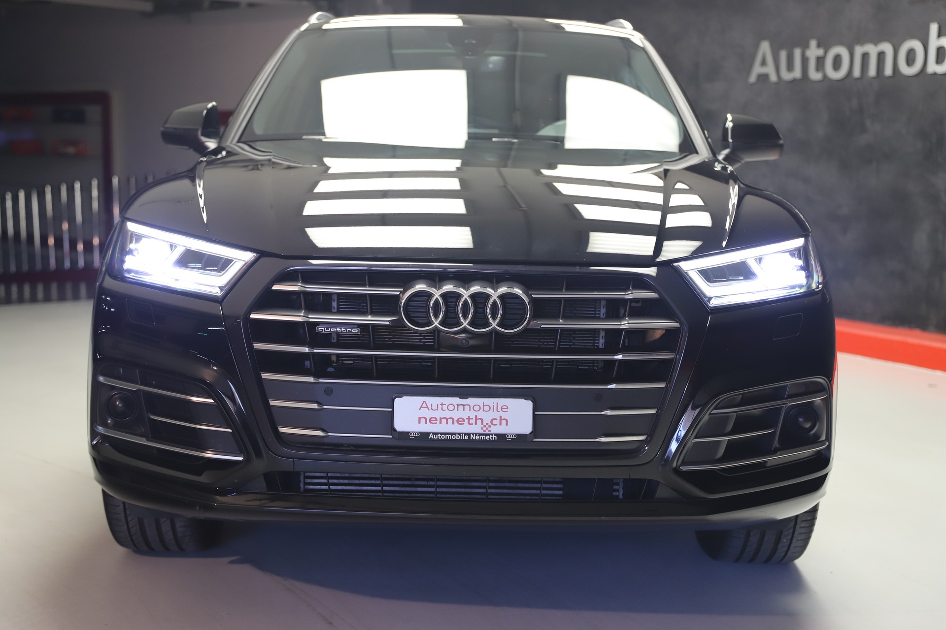 AUDI Q5 55 TFSI e quattro-image-2