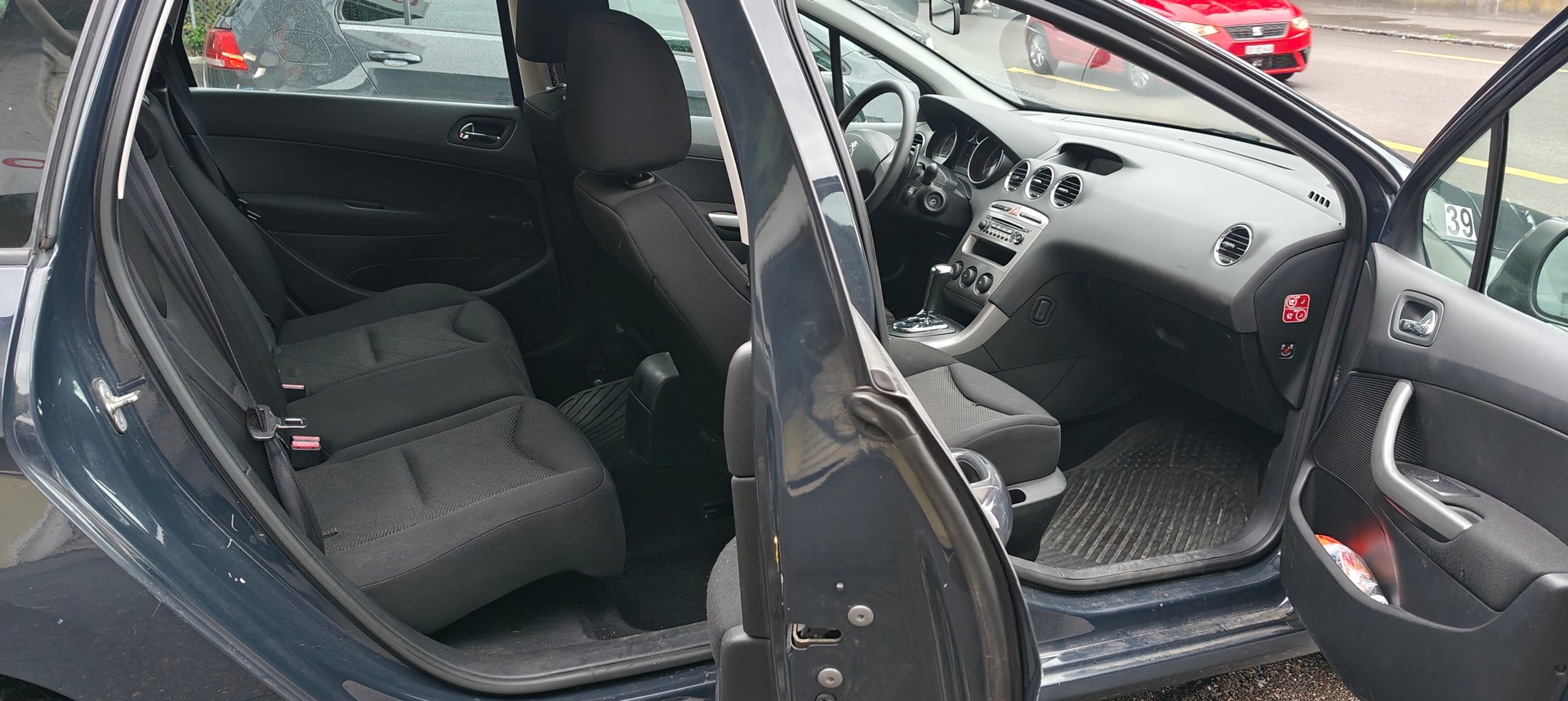 PEUGEOT 308 SW 1.6 HDI Business EGS6-image-7