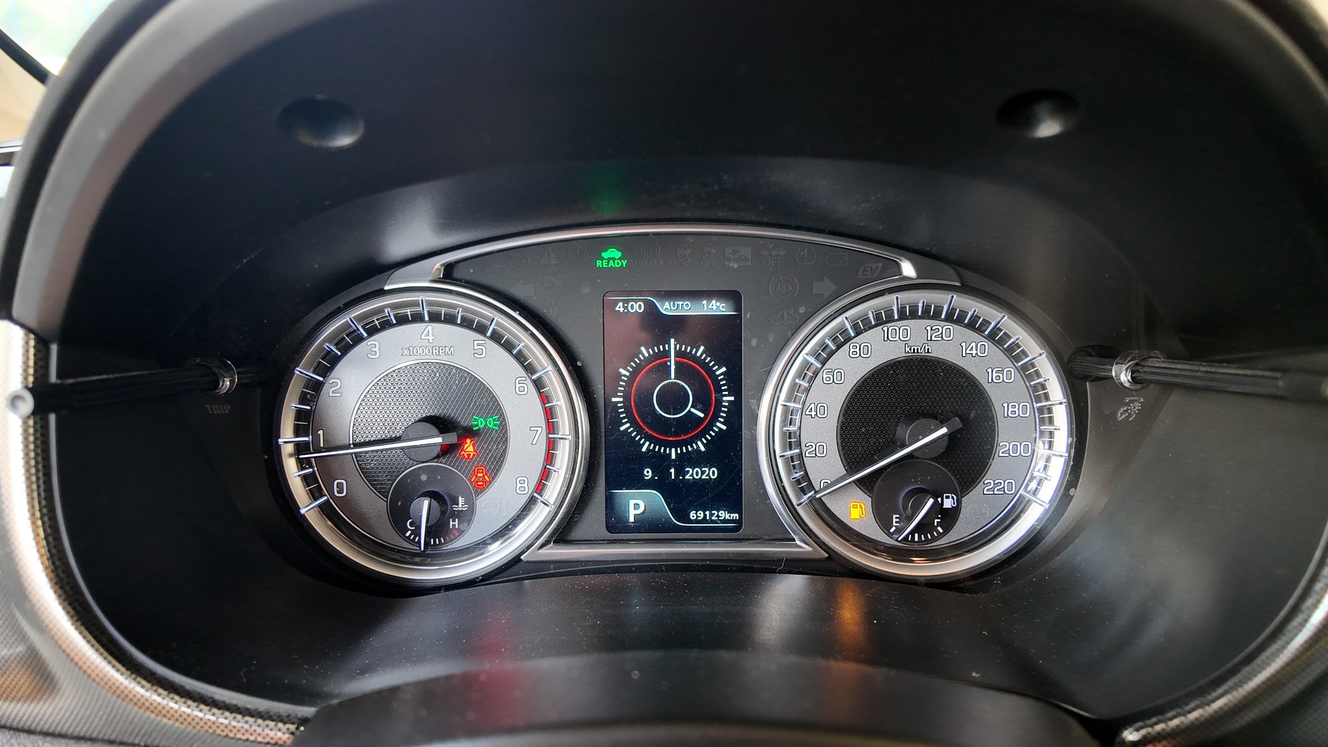 SUZUKI Vitara 1.5 Hybrid Edition 35 Top 4x4 AGS-image-27