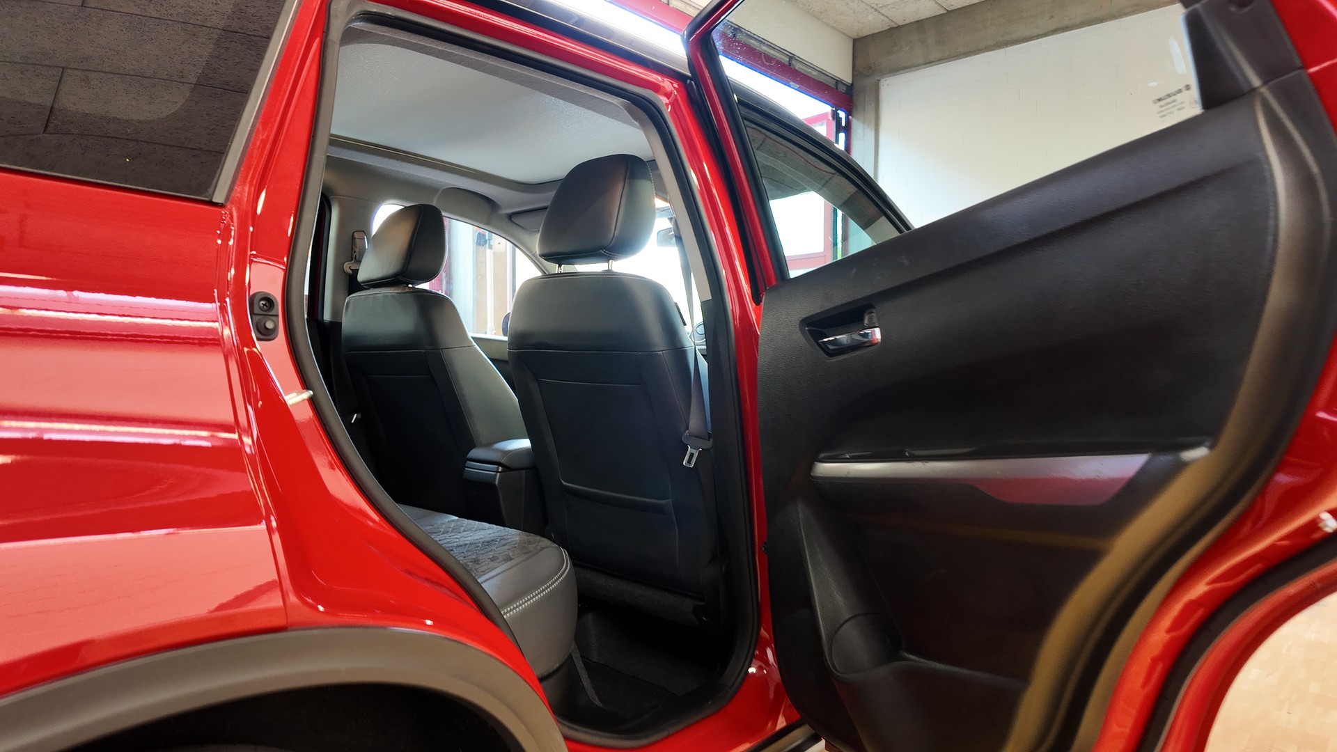 SUZUKI Vitara 1.5 Hybrid Edition 35 Top 4x4 AGS-image-20