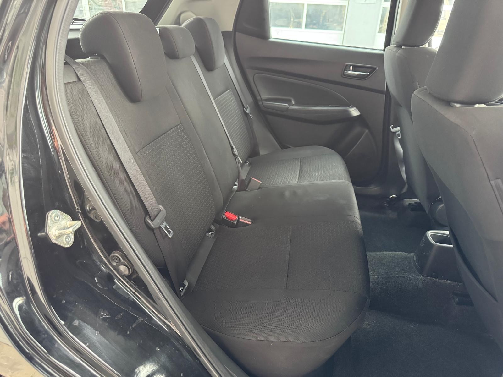 SUZUKI Swift 1.2i 16V SHVS Compact Top Hybrid Allgrip 4x4-image-11