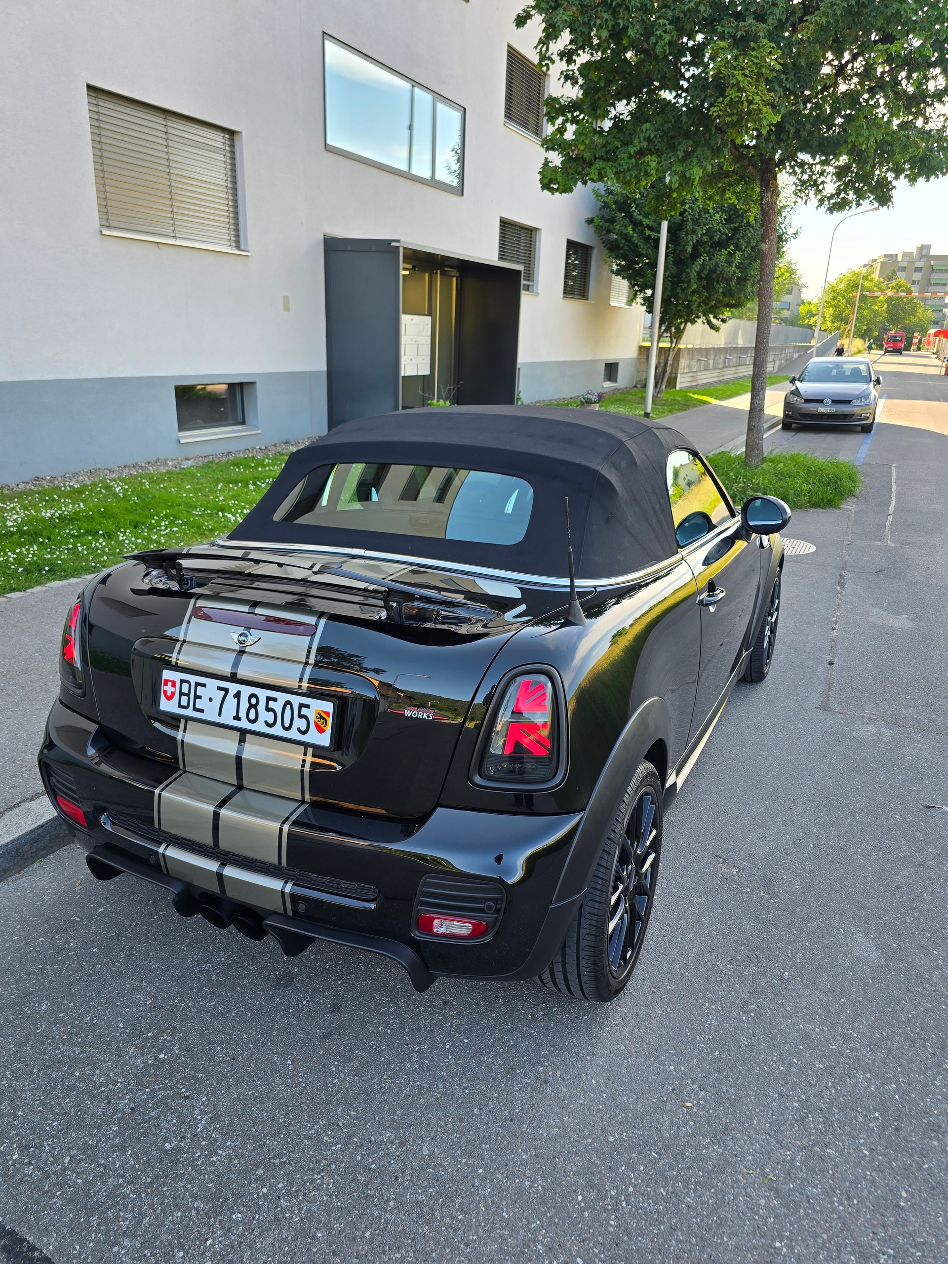 MINI Roadster John Cooper Works-image-1