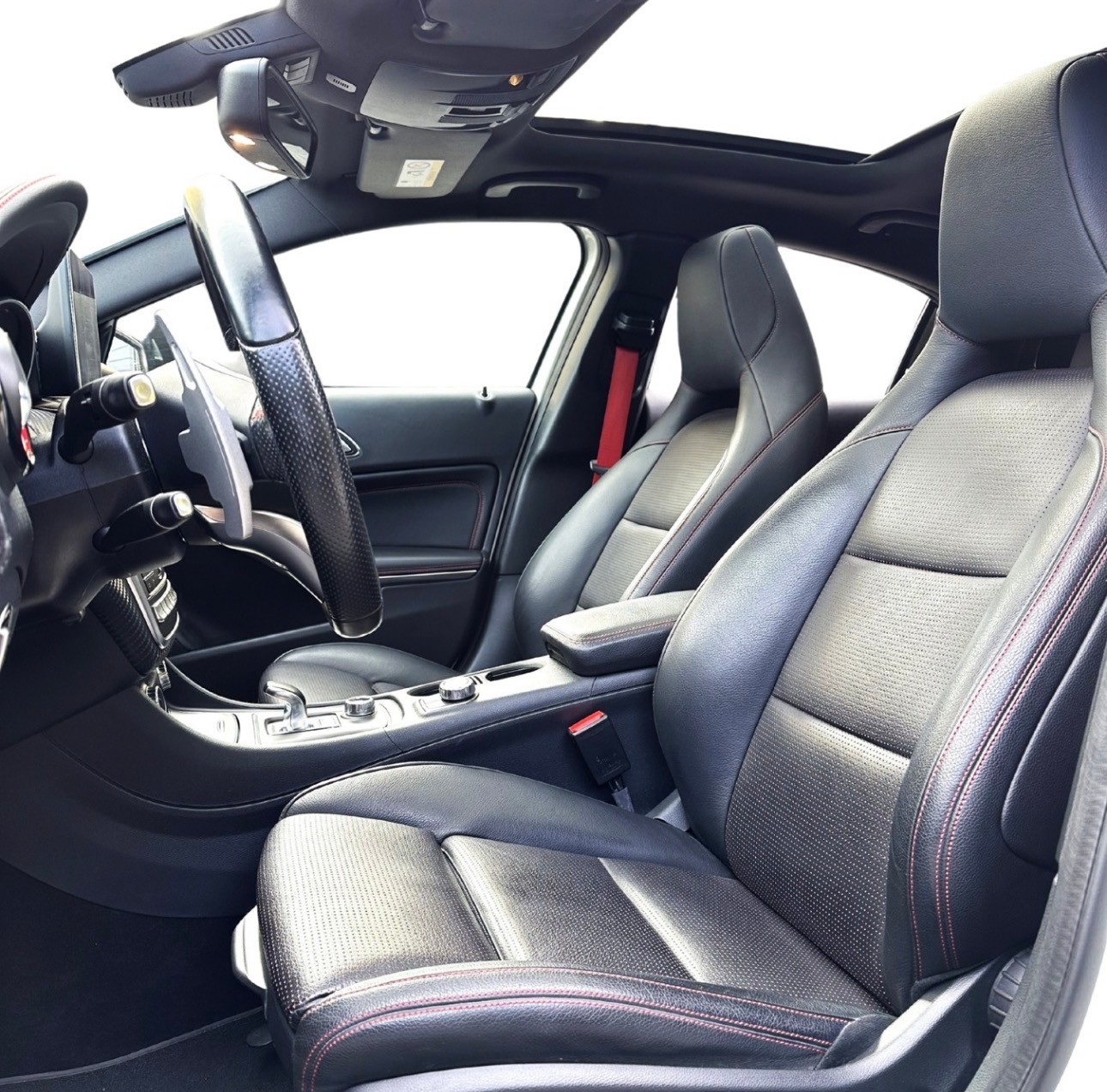 MERCEDES-BENZ A 45 AMG 4 Matic Facelift | 381 PS | Panorama | 8-fach bereift-image-3