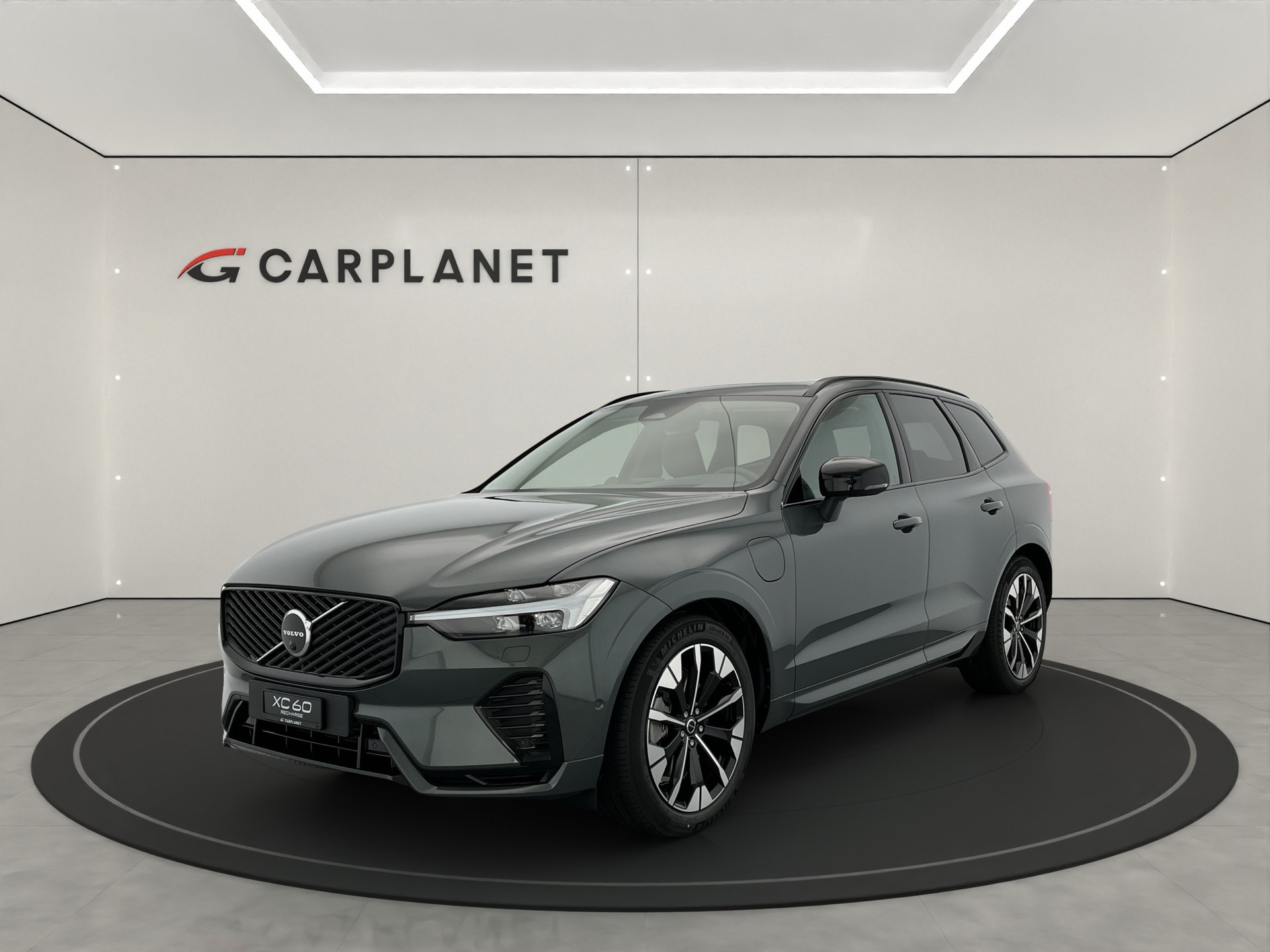 VOLVO XC60 2.0 T8 TE Ultra Dark eAWD-image-0