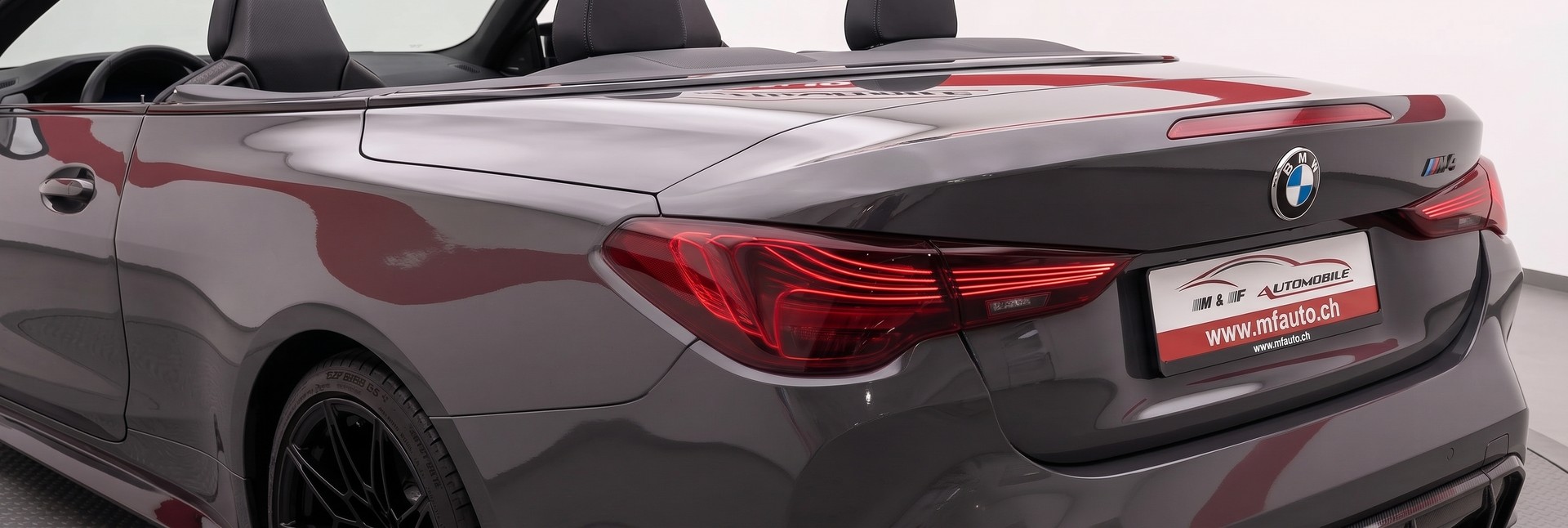 BMW M4 Competition xDrive Cabrio * CH FZ )-showroom-element-3