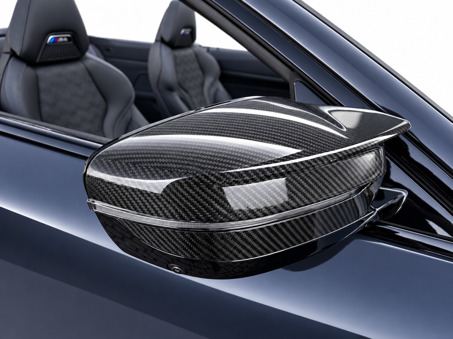 BMW M4 Competition xDrive Cabrio * CH FZ )-image-14