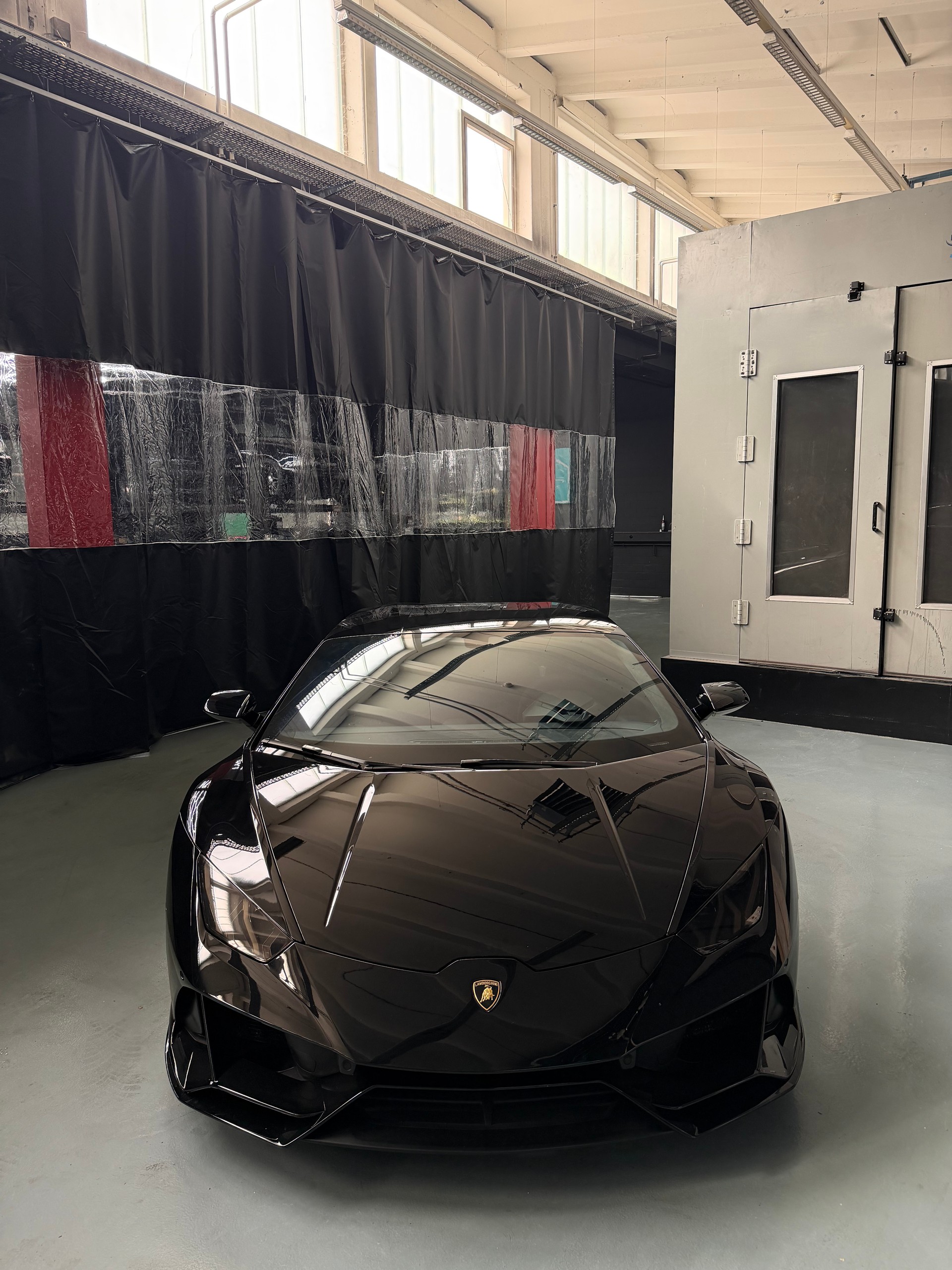 LAMBORGHINI Huracan EVO Coupé DCT-image-3